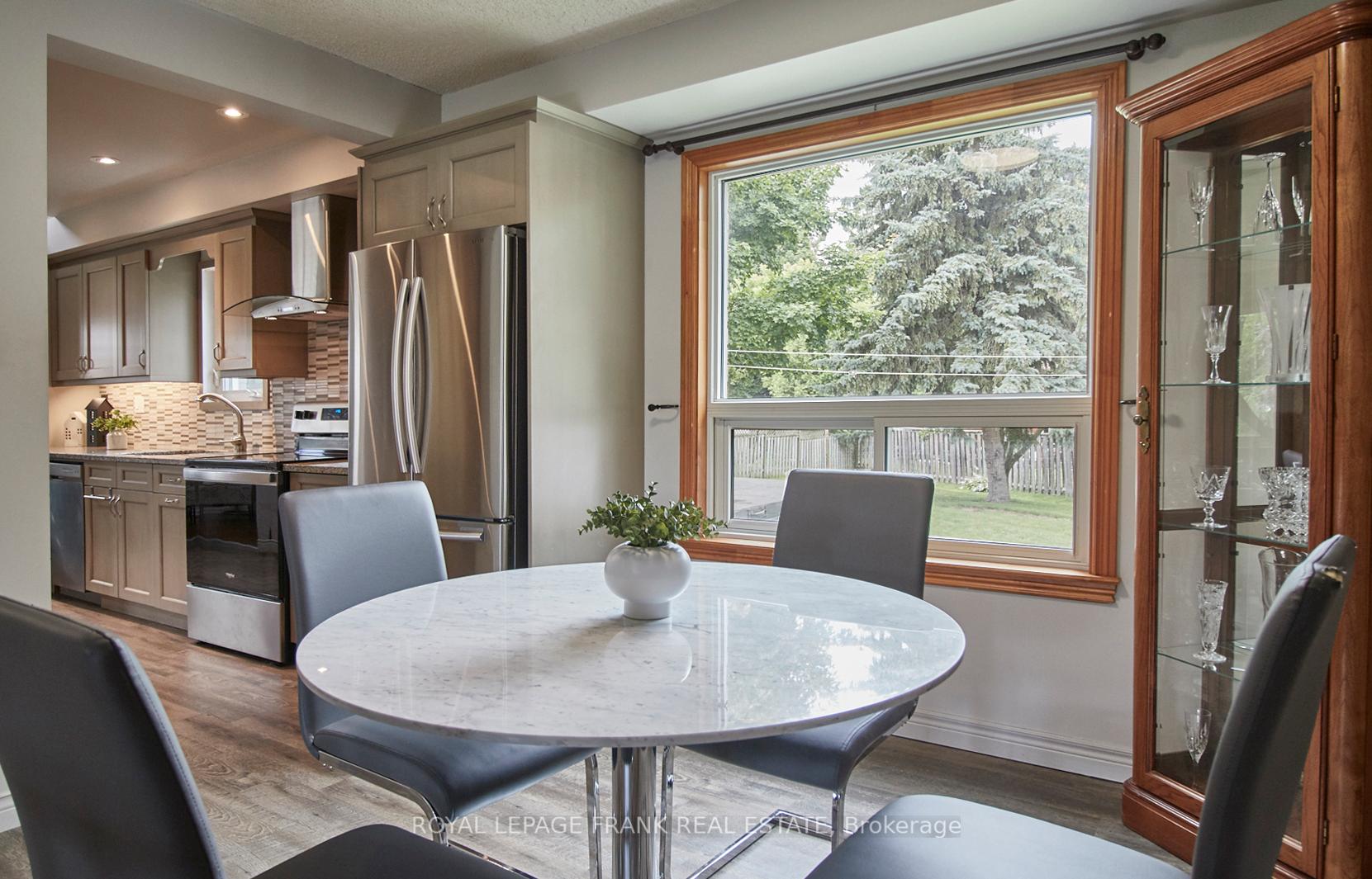 Photo 14 of 32 Faircomb Crescent, Clarington, Courtice — HOMEH