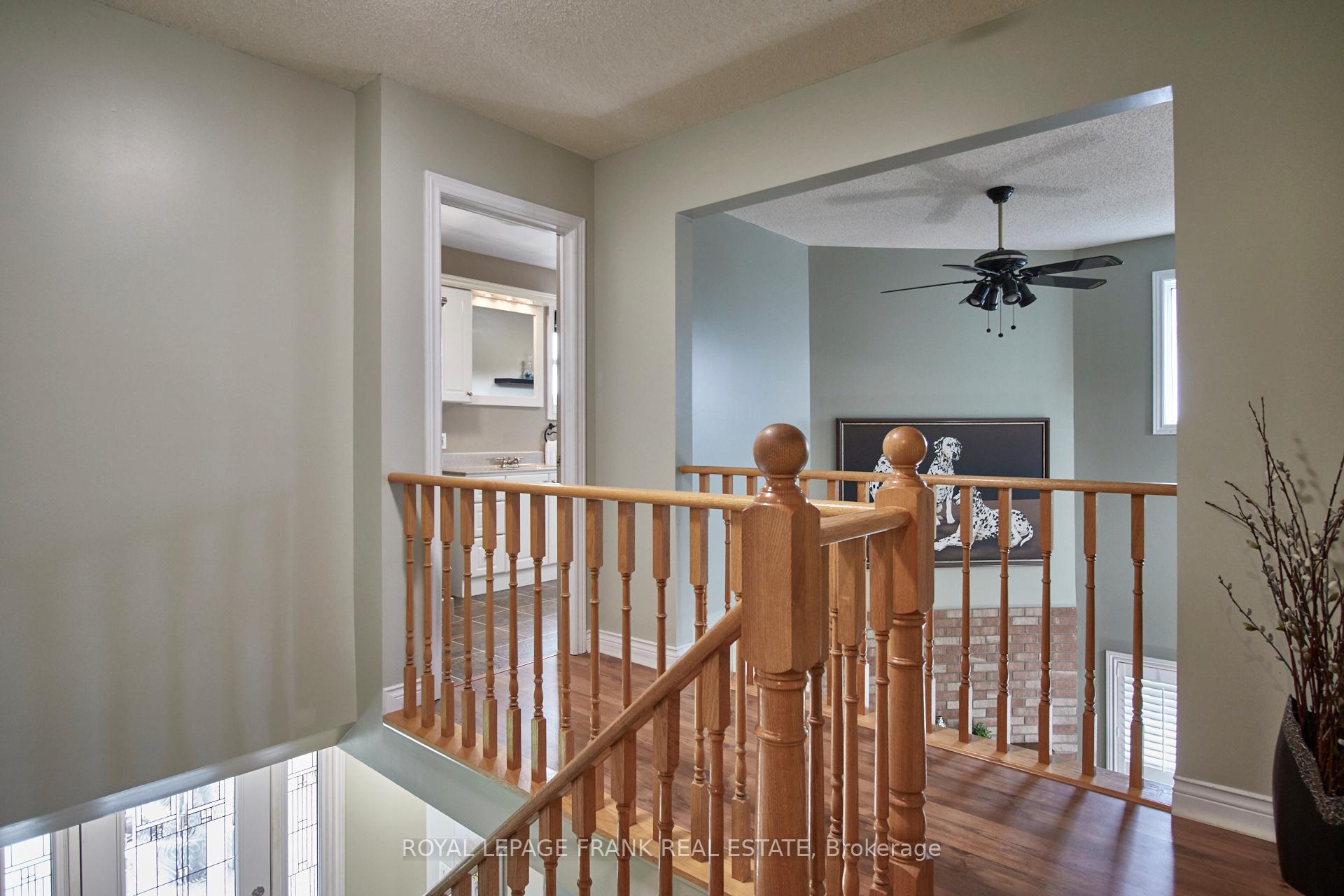 Photo 21 of 32 Faircomb Crescent, Clarington, Courtice — HOMEH
