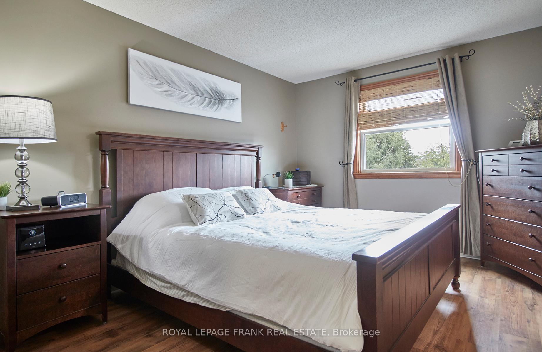 Photo 25 of 32 Faircomb Crescent, Clarington, Courtice — HOMEH