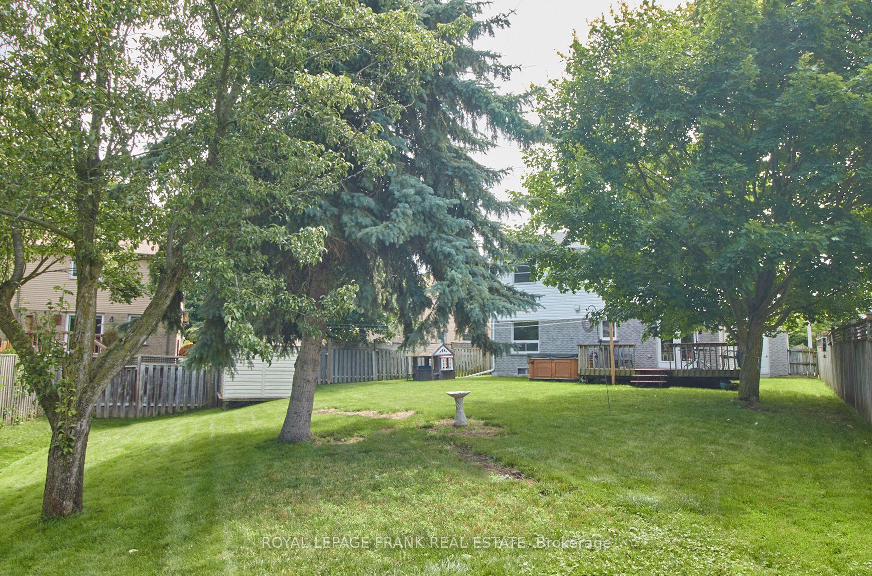 Photo 29 of 32 Faircomb Crescent, Clarington, Courtice — HOMEH