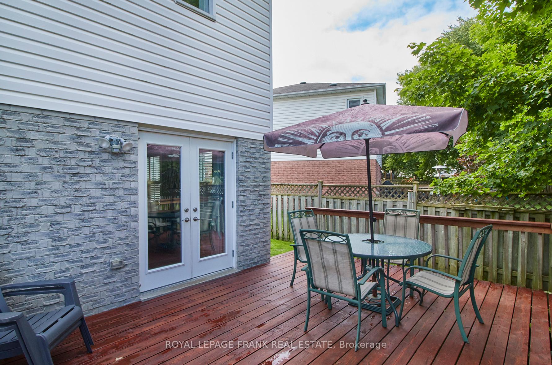 Photo 20 of 32 Faircomb Crescent, Clarington, Courtice — HOMEH