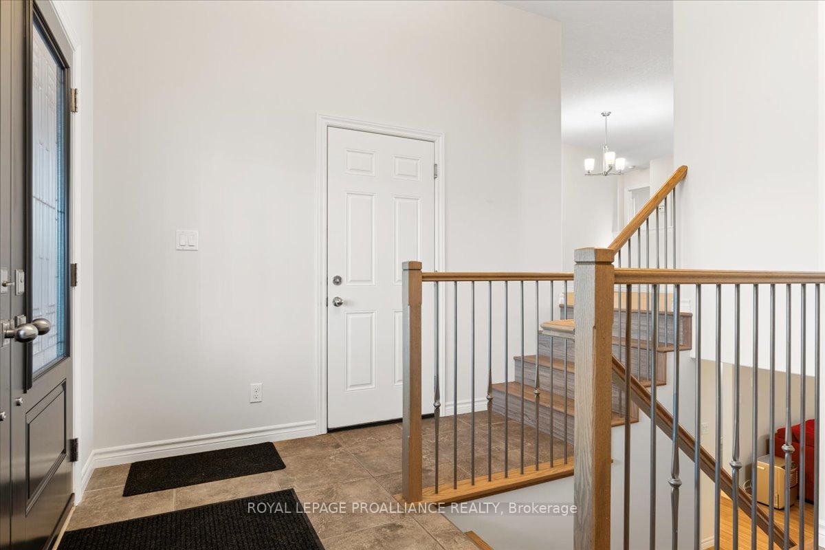 Photo 3 of 133 Greenhill Lane, Belleville, Belleville Ward — HOMEH