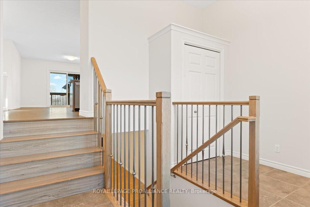 Photo 5 of 133 Greenhill Lane, Belleville, Belleville Ward — HOMEH