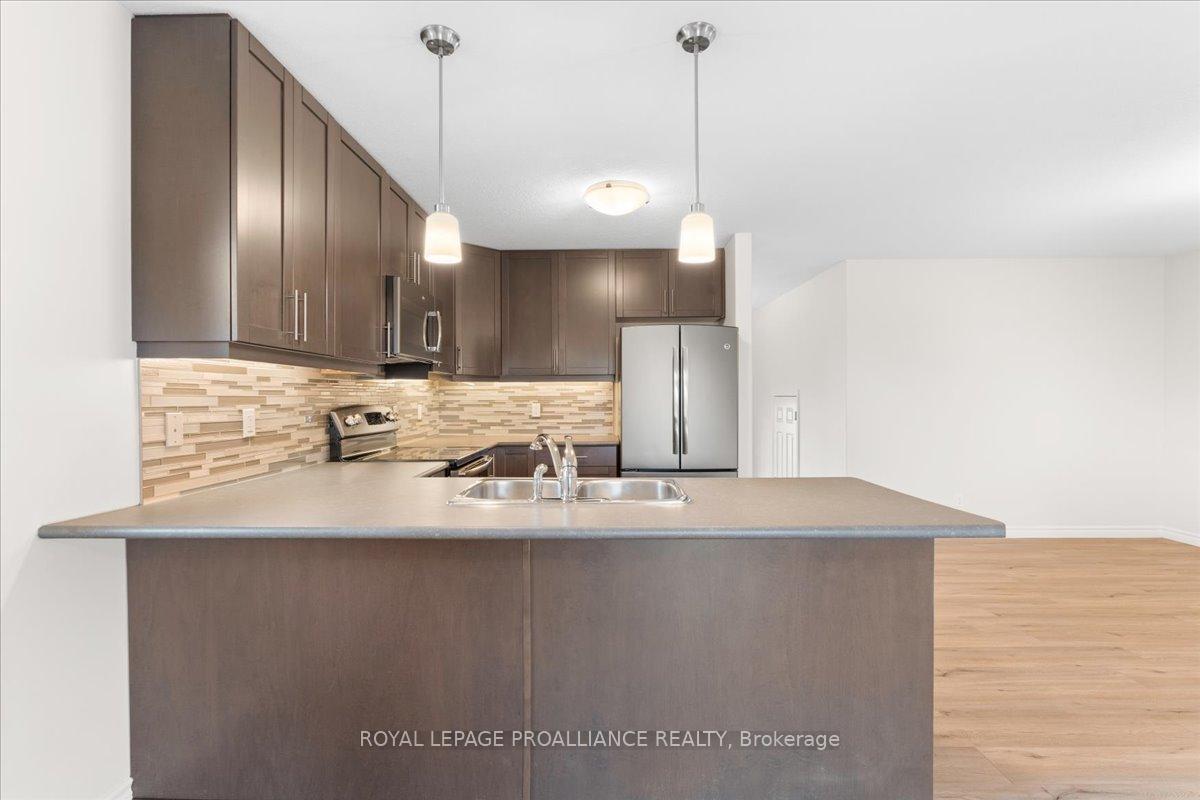 Photo 11 of 133 Greenhill Lane, Belleville, Belleville Ward — HOMEH