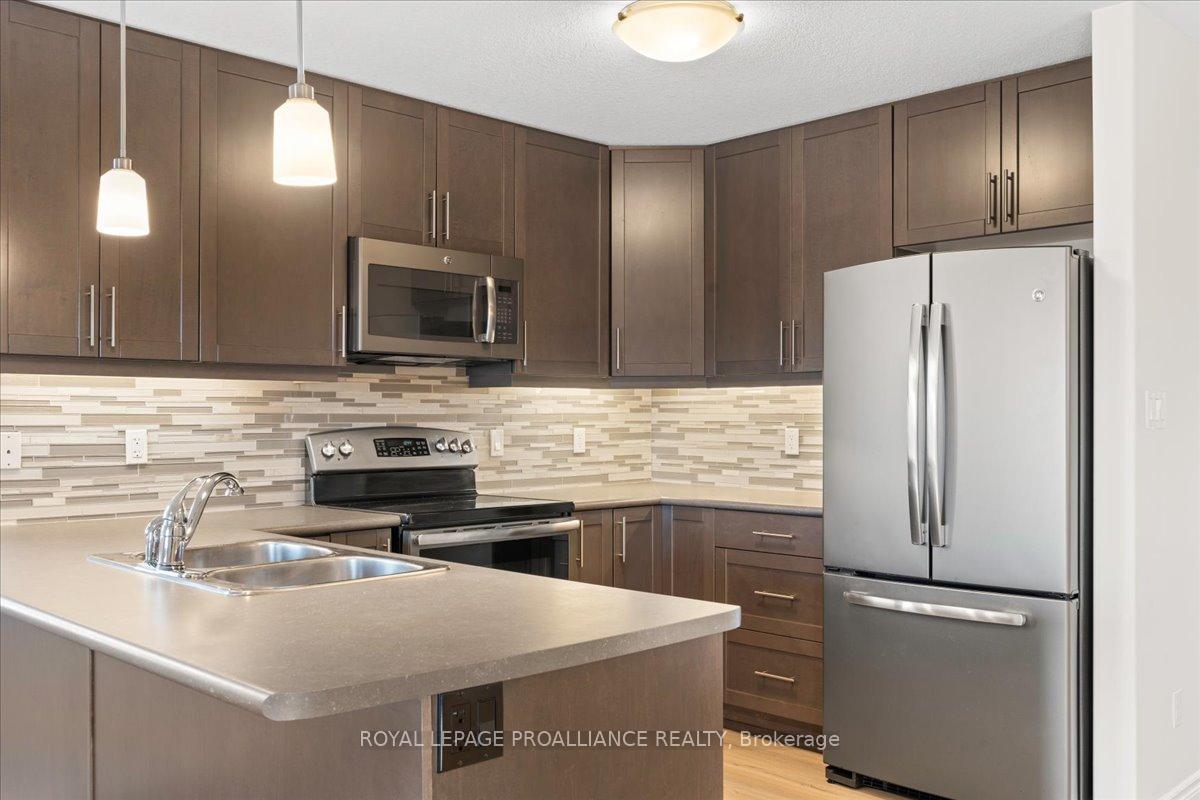 Photo 12 of 133 Greenhill Lane, Belleville, Belleville Ward — HOMEH