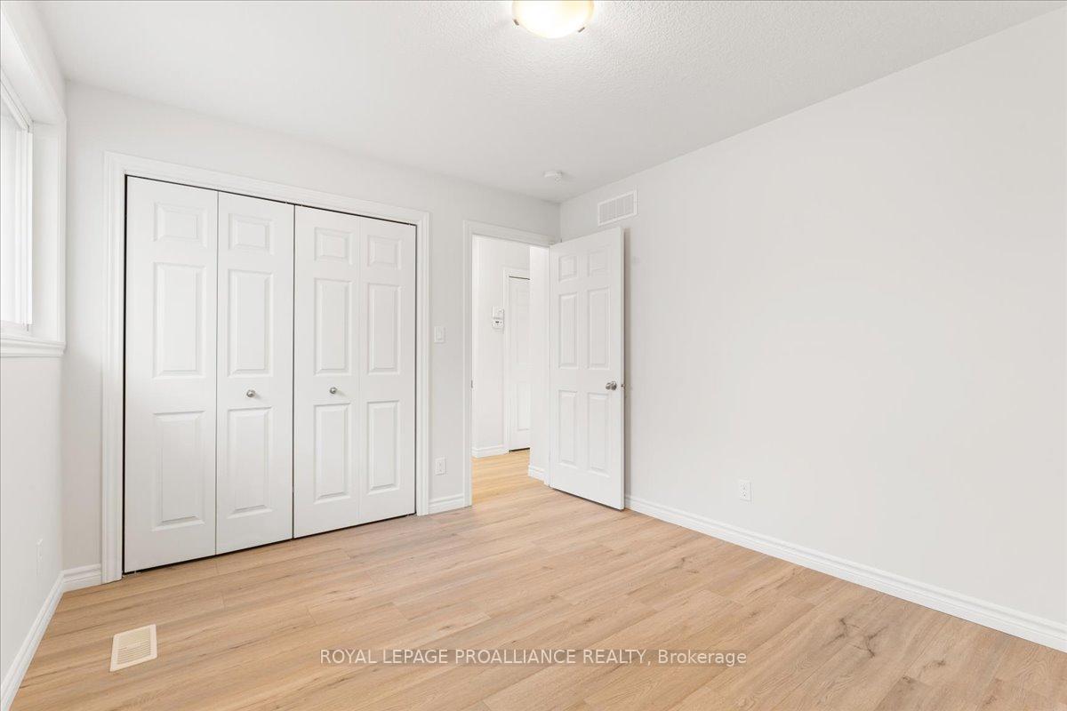 Photo 16 of 133 Greenhill Lane, Belleville, Belleville Ward — HOMEH