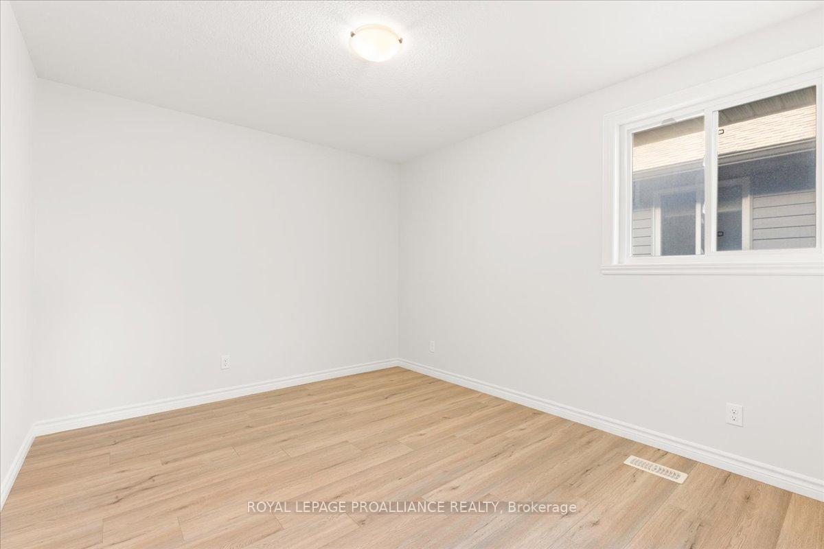 Photo 17 of 133 Greenhill Lane, Belleville, Belleville Ward — HOMEH