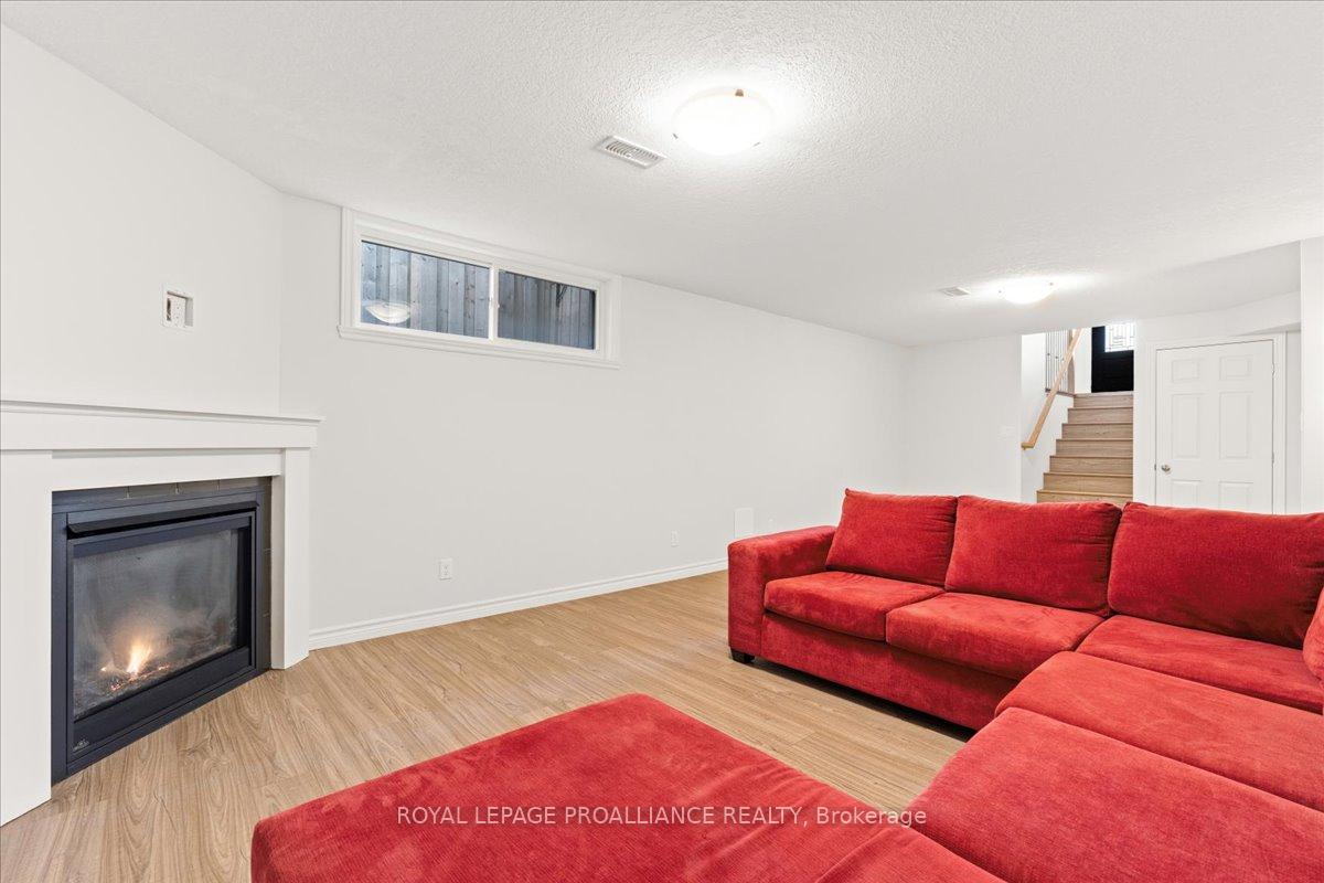 Photo 22 of 133 Greenhill Lane, Belleville, Belleville Ward — HOMEH