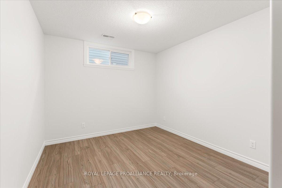 Photo 25 of 133 Greenhill Lane, Belleville, Belleville Ward — HOMEH