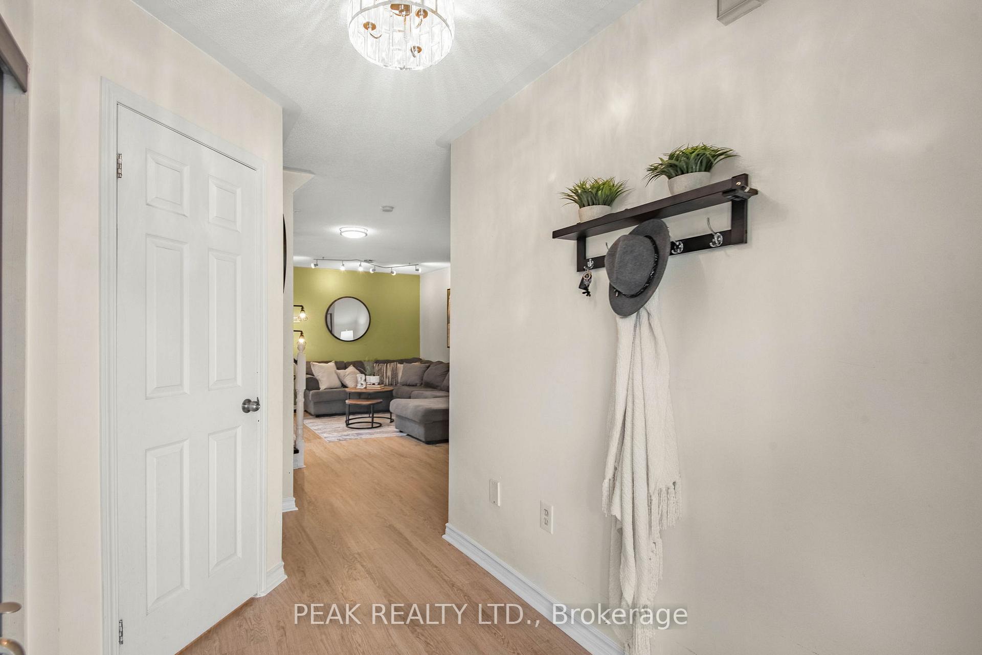 Photo 2 of 83 Scottsdale Drive, Clarington, Bowmanville — HOMEH