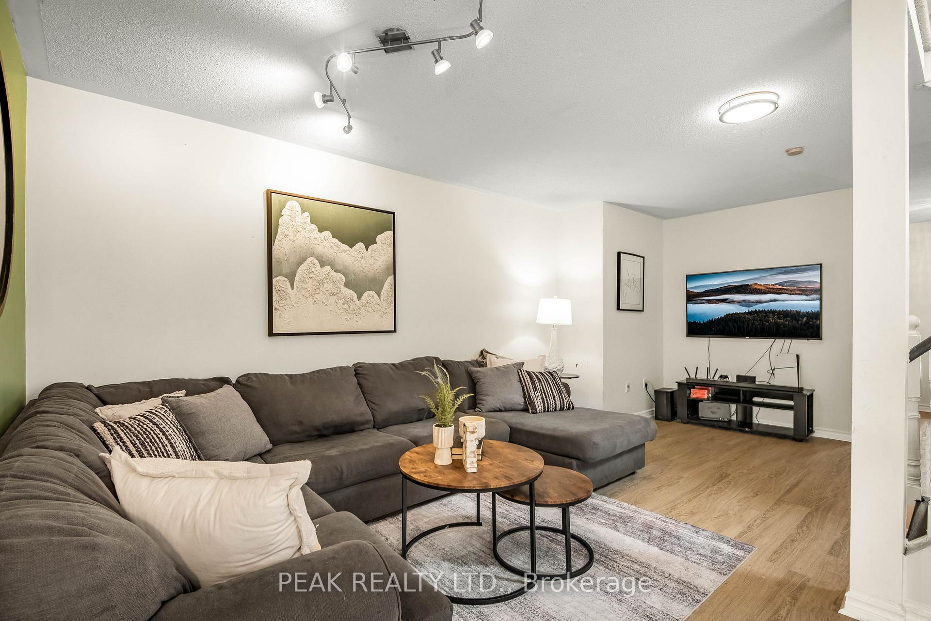Photo 8 of 83 Scottsdale Drive, Clarington, Bowmanville — HOMEH