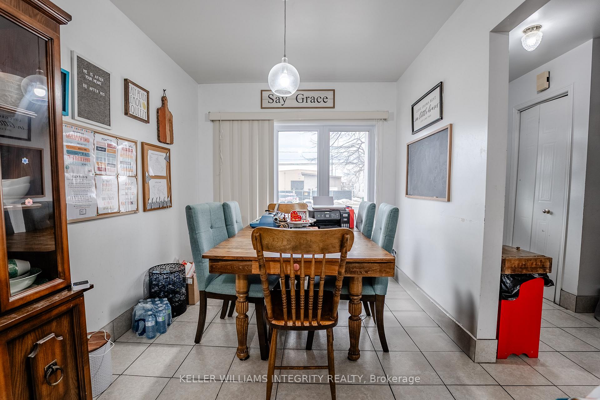 Photo 7 of 121 Eleventh Street E, Cornwall — HOMEH