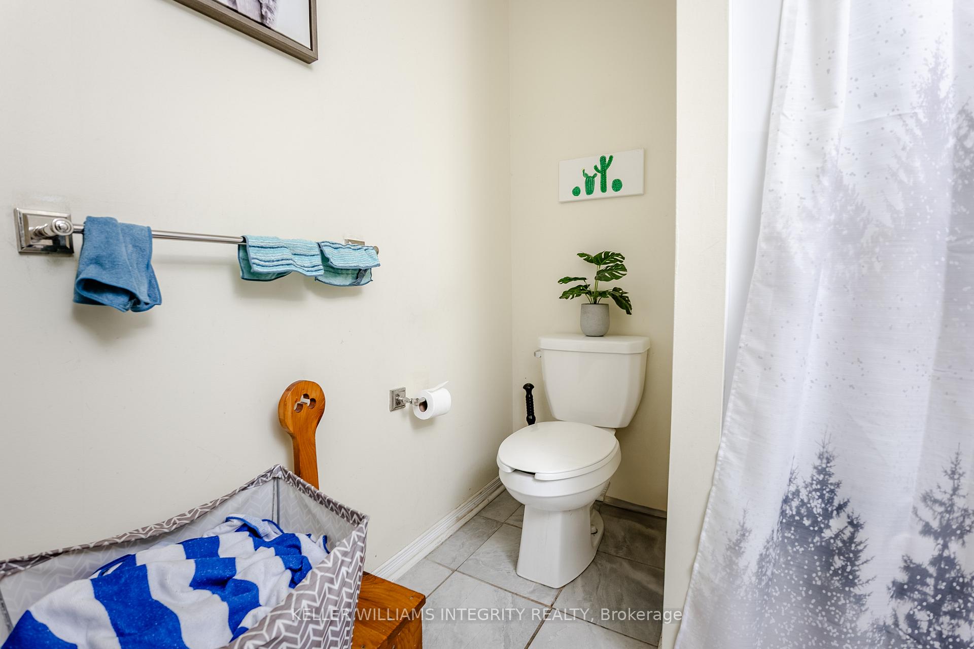 Photo 13 of 121 Eleventh Street E, Cornwall — HOMEH