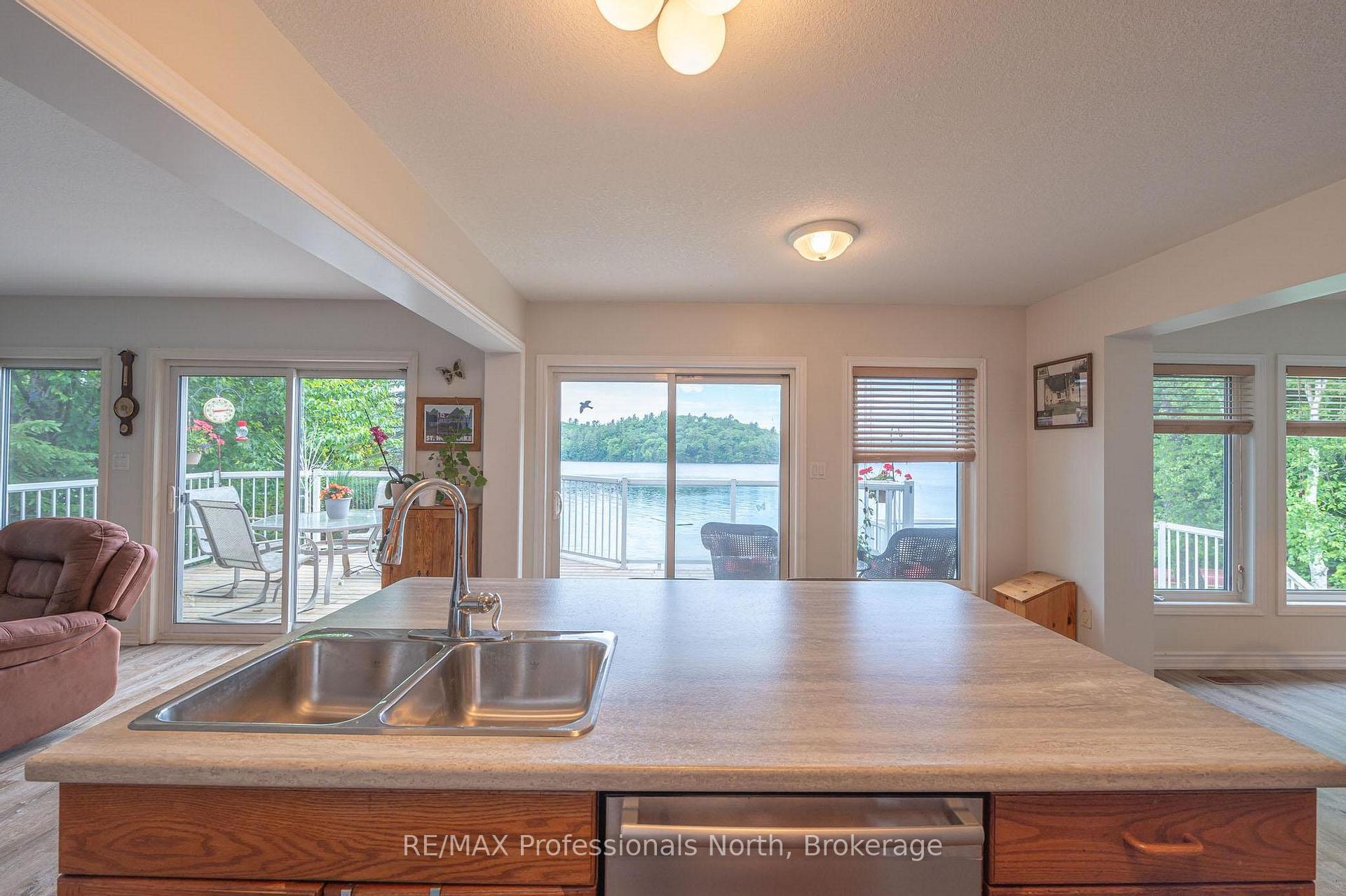 Photo 6 of 1075 Comak Crescent, Algonquin Highlands, Stanhope — HOMEH