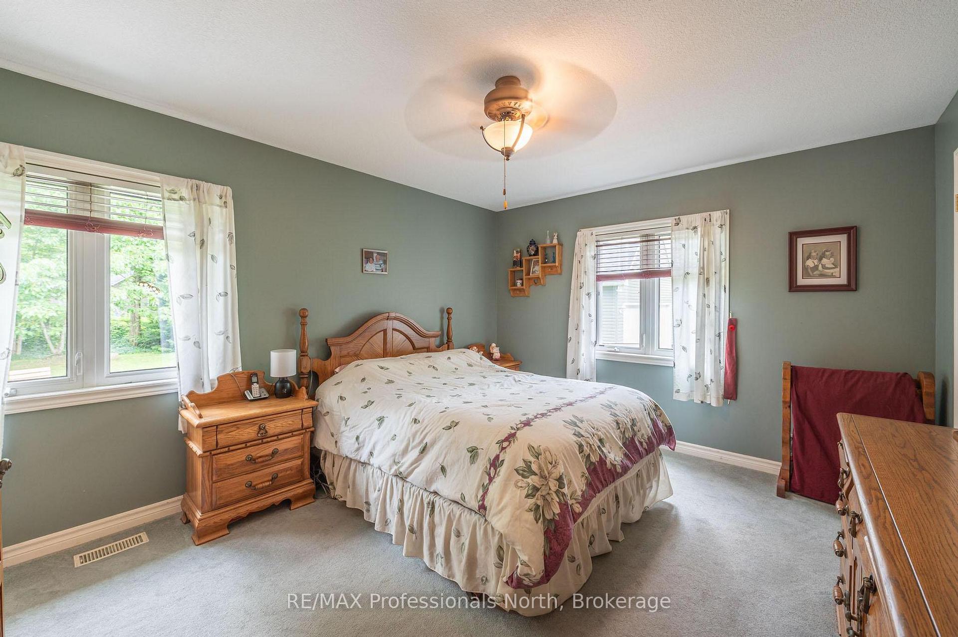 Photo 8 of 1075 Comak Crescent, Algonquin Highlands, Stanhope — HOMEH