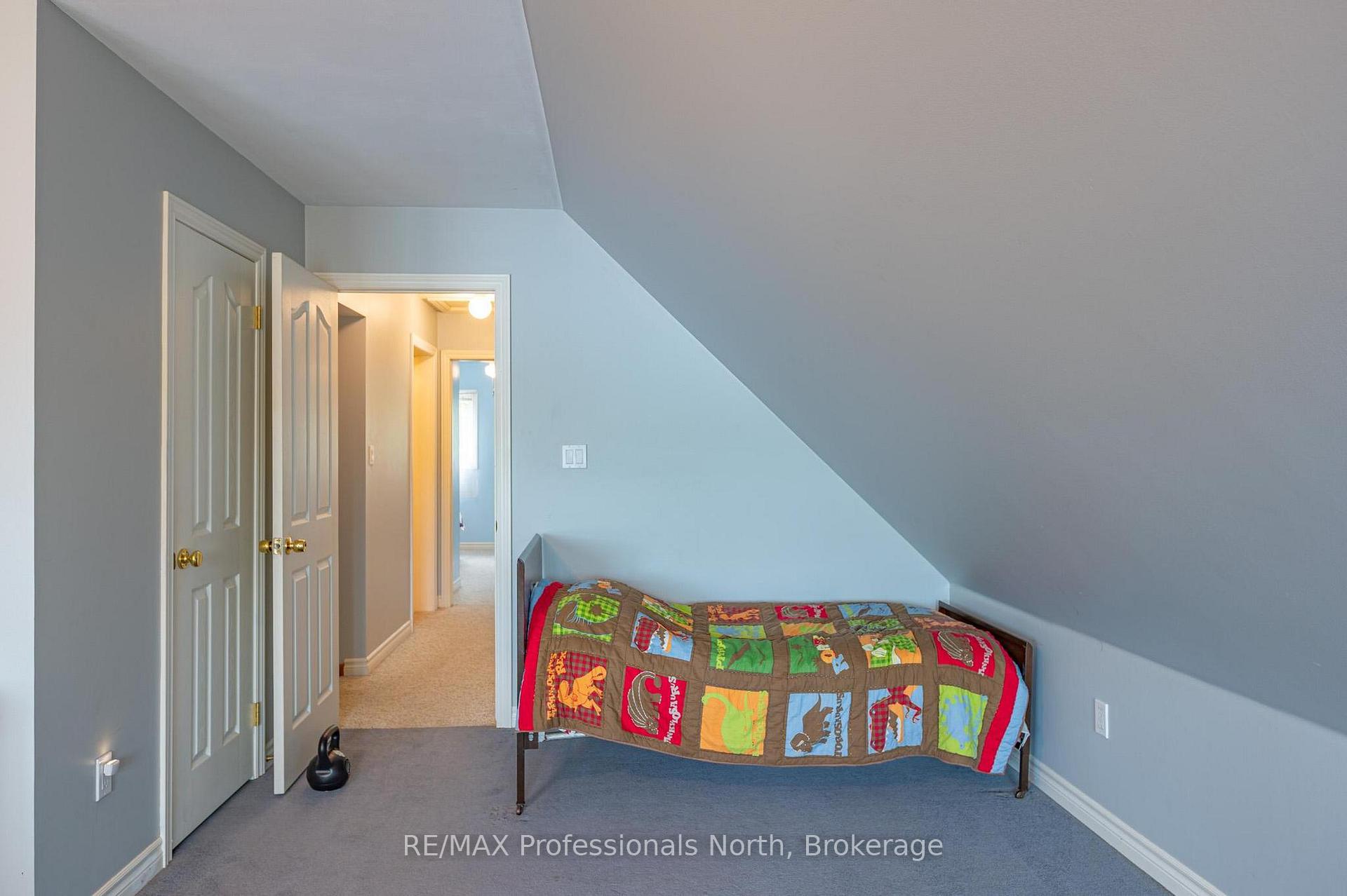 Photo 33 of 1075 Comak Crescent, Algonquin Highlands, Stanhope — HOMEH