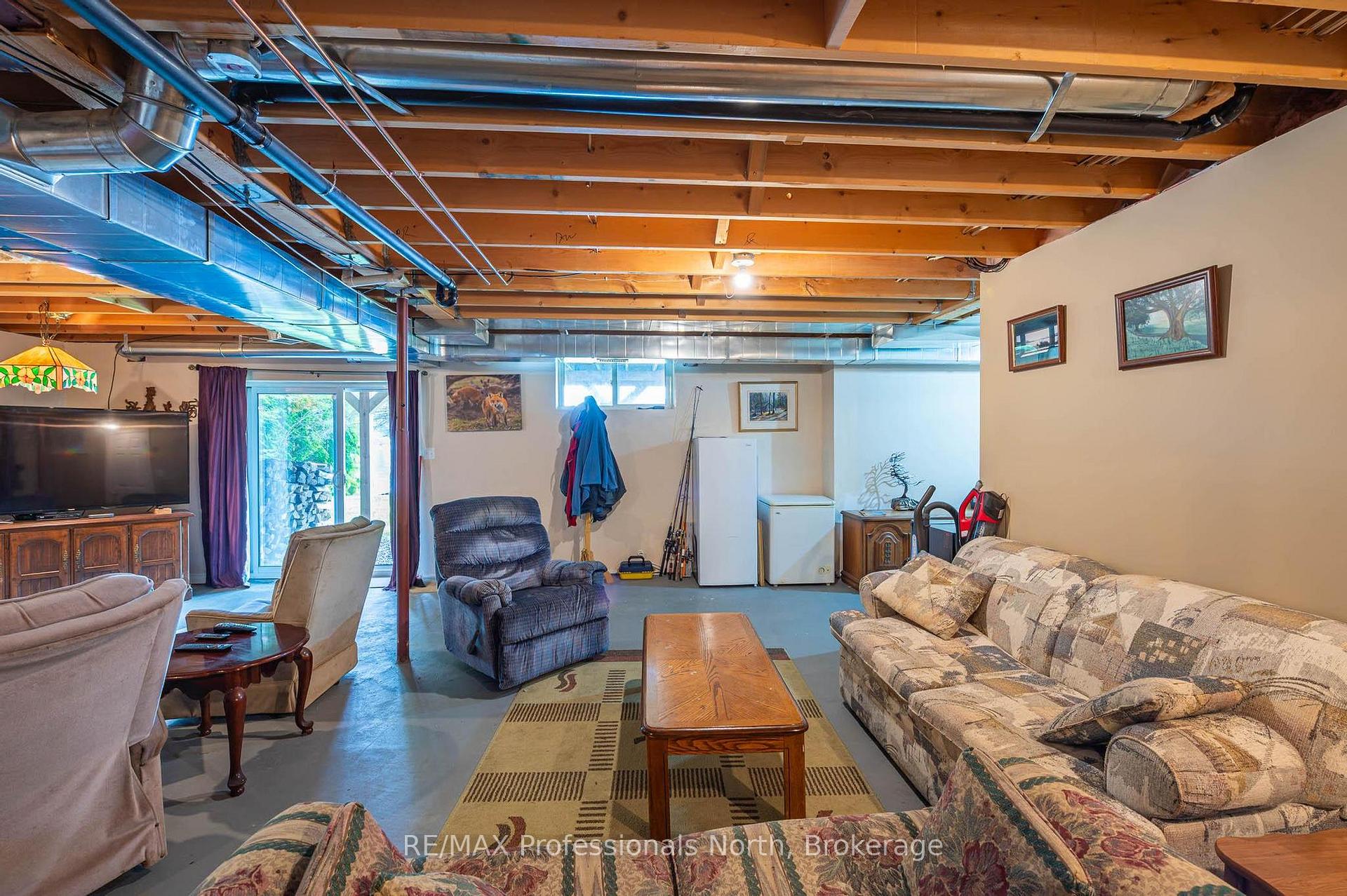 Photo 22 of 1075 Comak Crescent, Algonquin Highlands, Stanhope — HOMEH