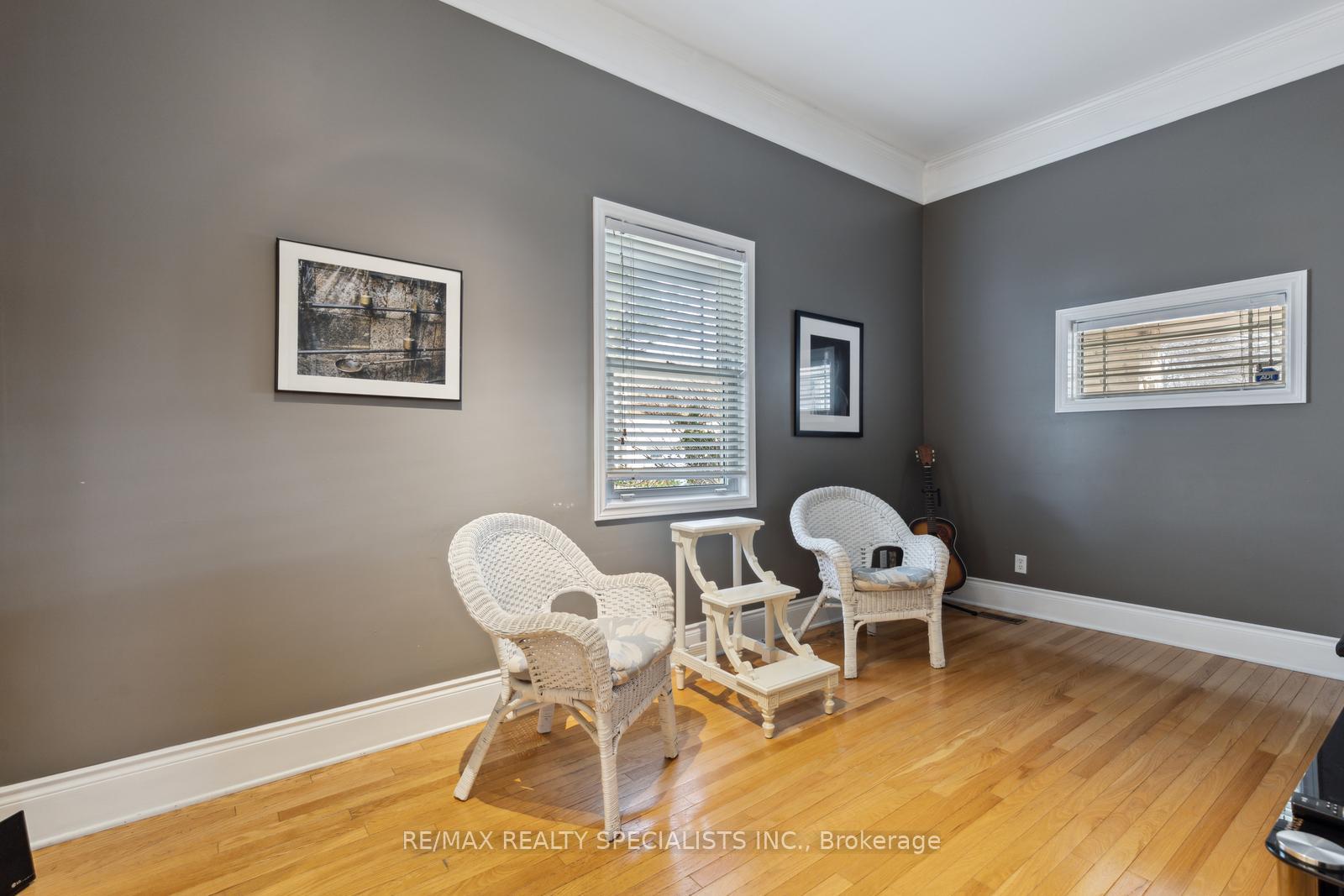 Photo 14 of 2 12th Street, Grimsby, Grimsby Beach — HOMEH