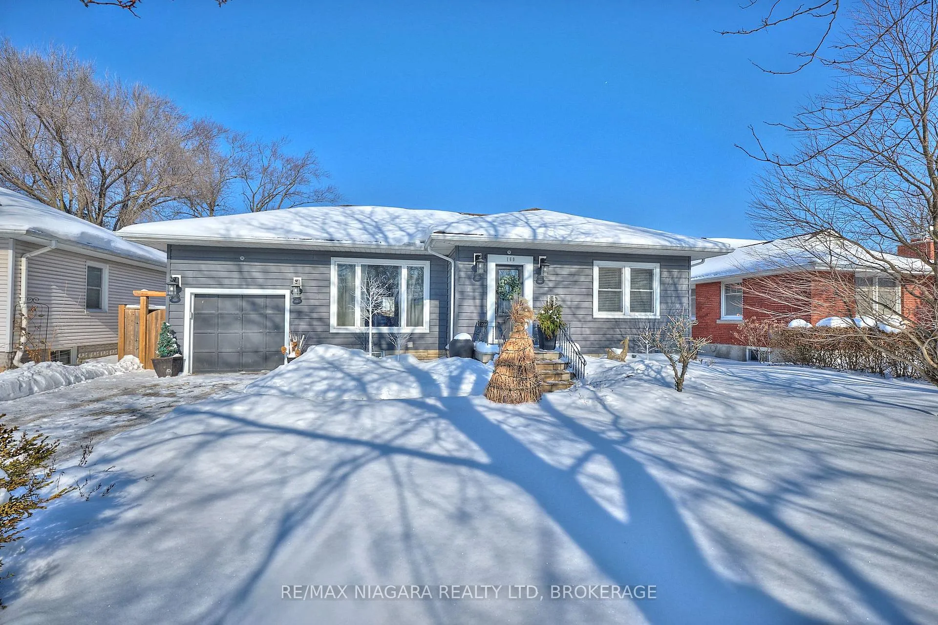 Photo 3 of 160 Norway Avenue, Welland, Prince Charles — HOMEH