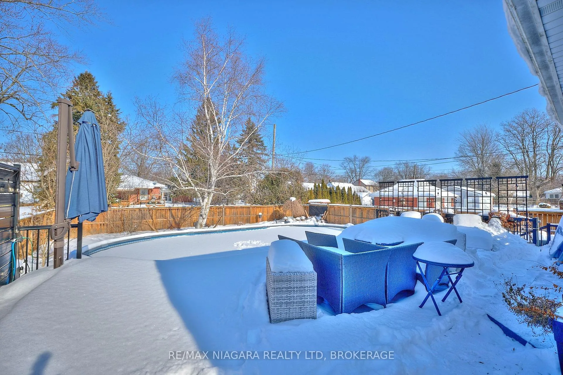 Photo 14 of 160 Norway Avenue, Welland, Prince Charles — HOMEH