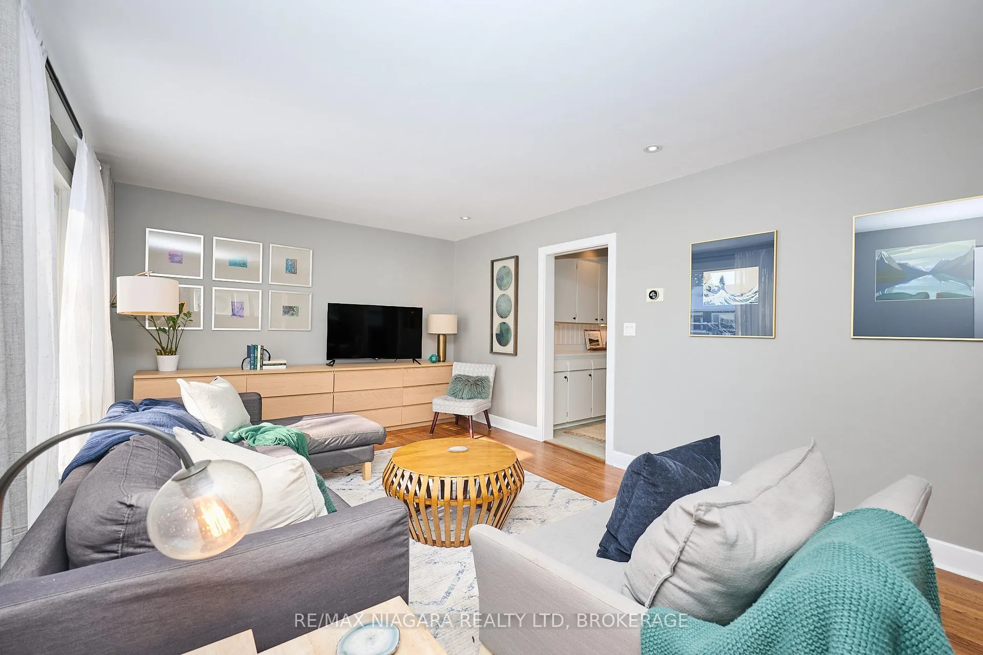 Photo 16 of 160 Norway Avenue, Welland, Prince Charles — HOMEH