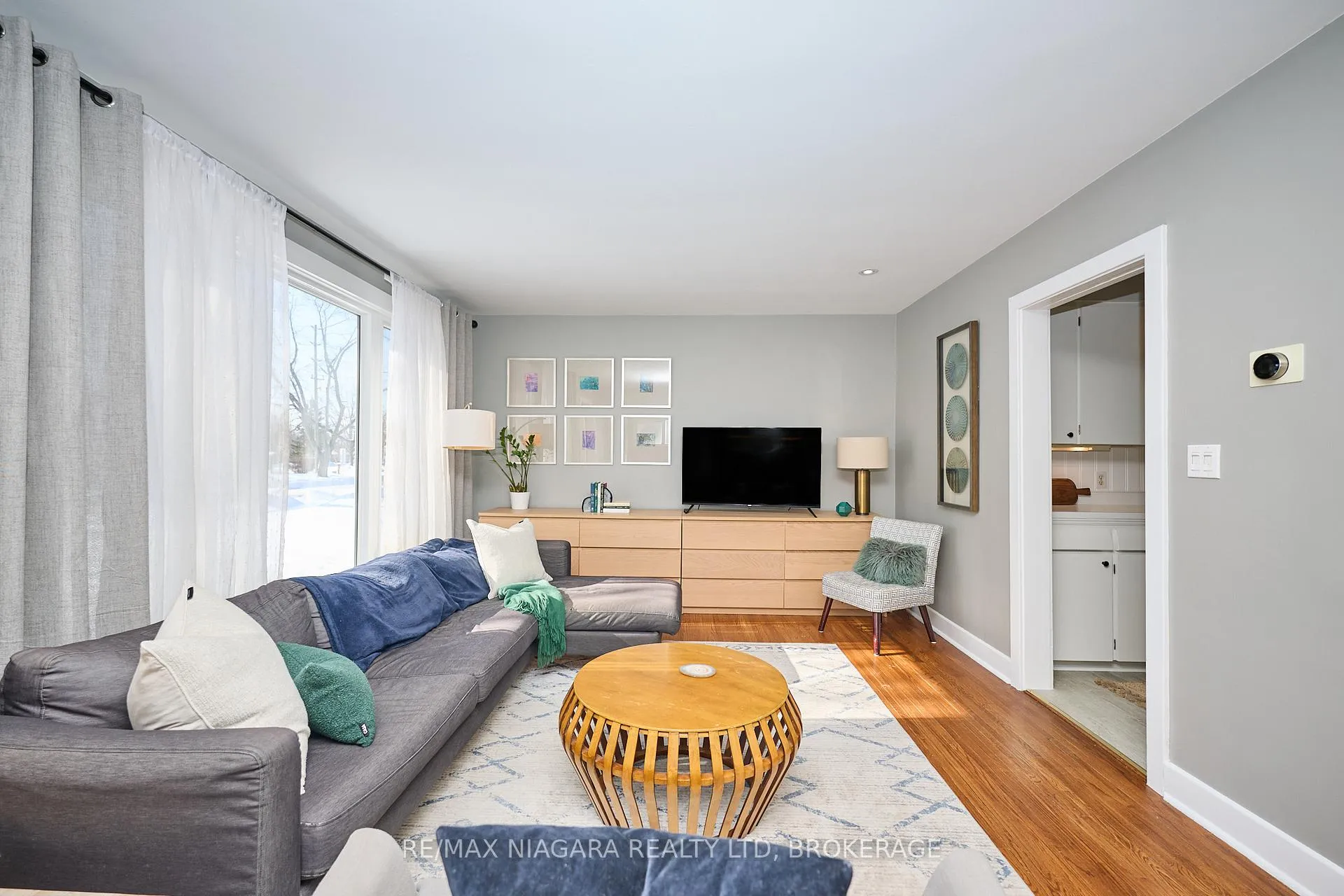 Photo 18 of 160 Norway Avenue, Welland, Prince Charles — HOMEH