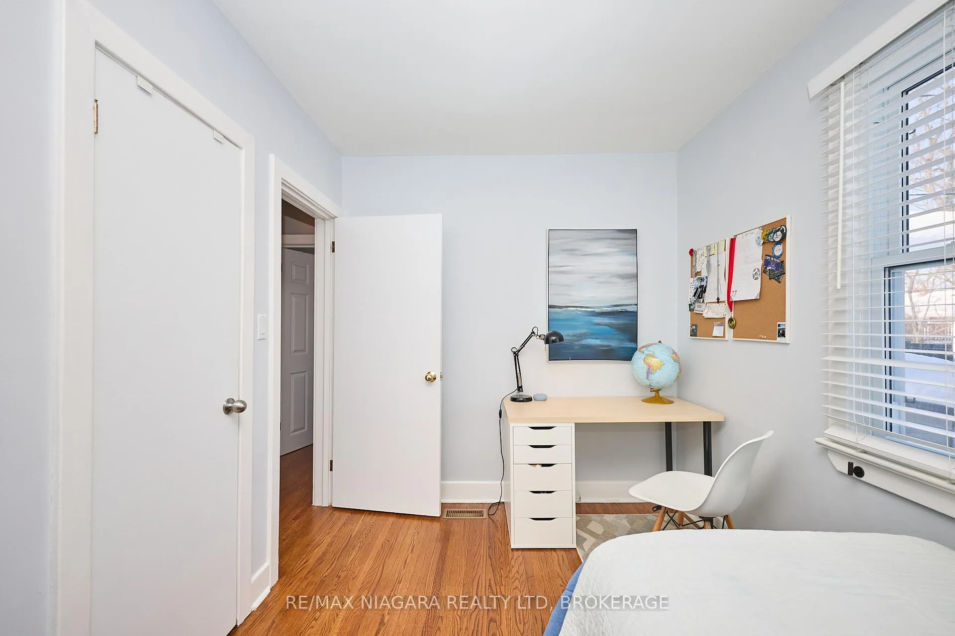 Photo 34 of 160 Norway Avenue, Welland, Prince Charles — HOMEH