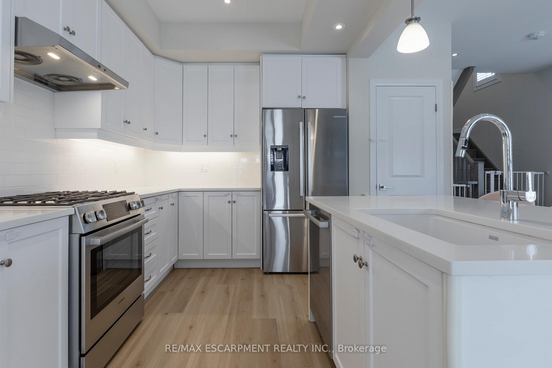Photo 24 of 31 Southam Lane, Hamilton, Mountview — HOMEH