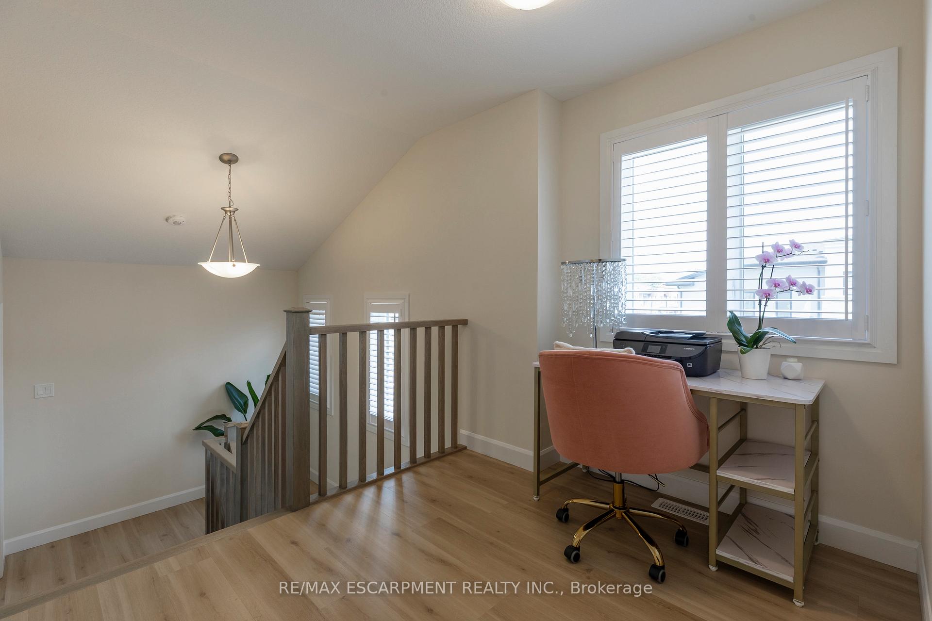 Photo 16 of 31 Southam Lane, Hamilton, Mountview — HOMEH