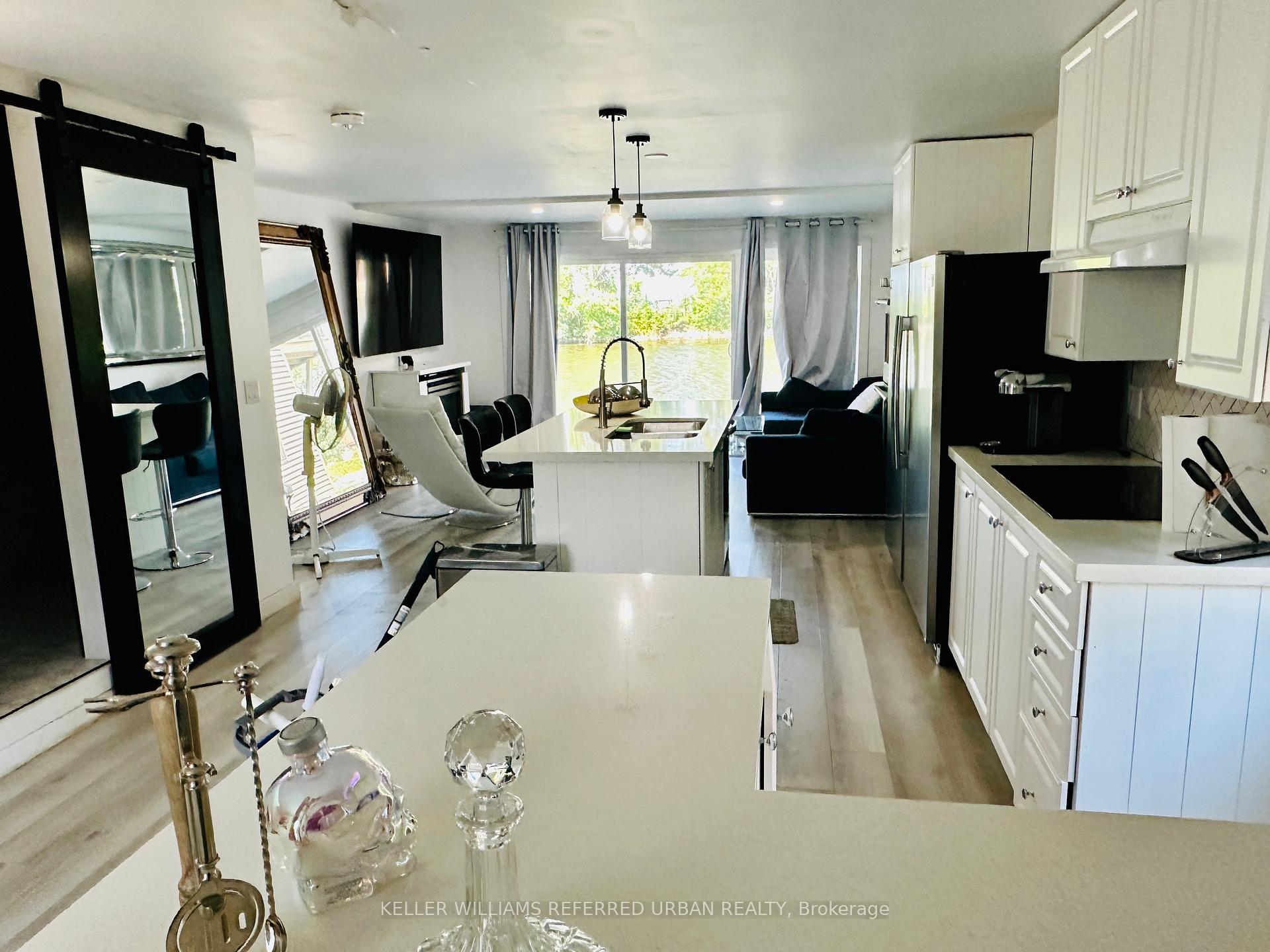 Photo 33 of 18 Harbour Park Crescent, Brock, Beaverton — HOMEH