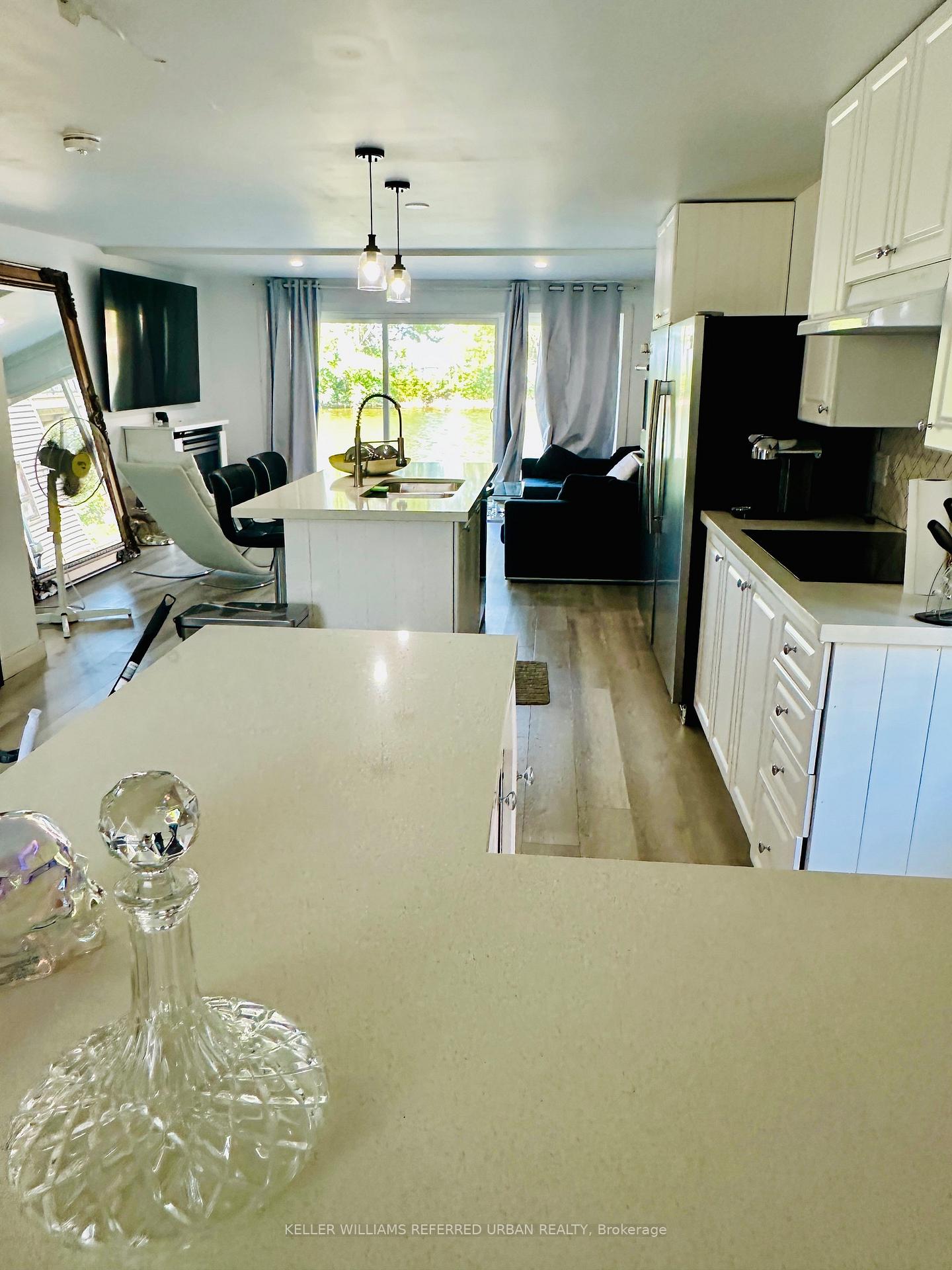 Photo 28 of 18 Harbour Park Crescent, Brock, Beaverton — HOMEH
