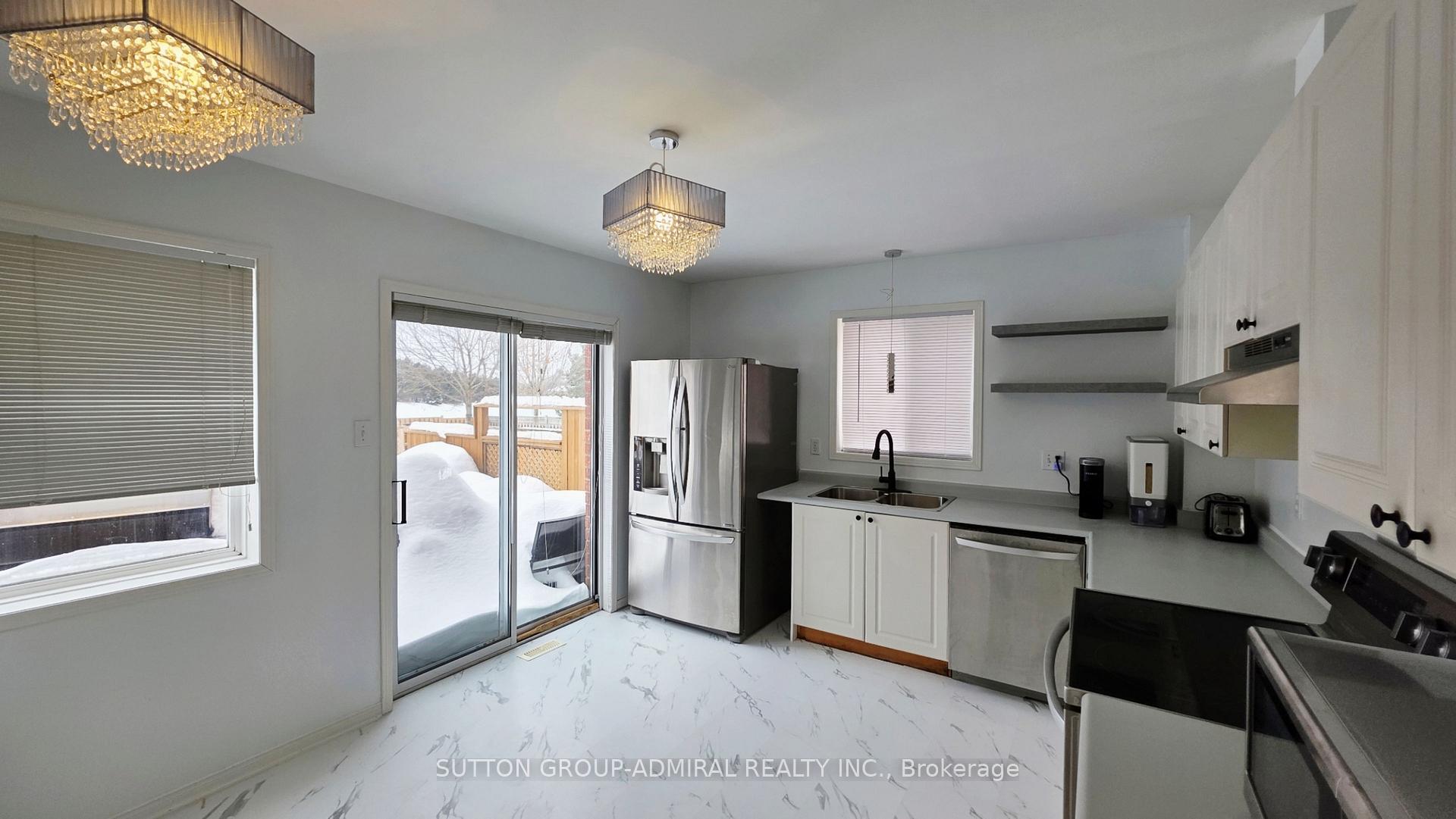 Photo 10 of 96 Golden Meadow Road, Barrie, Innis-Shore — HOMEH