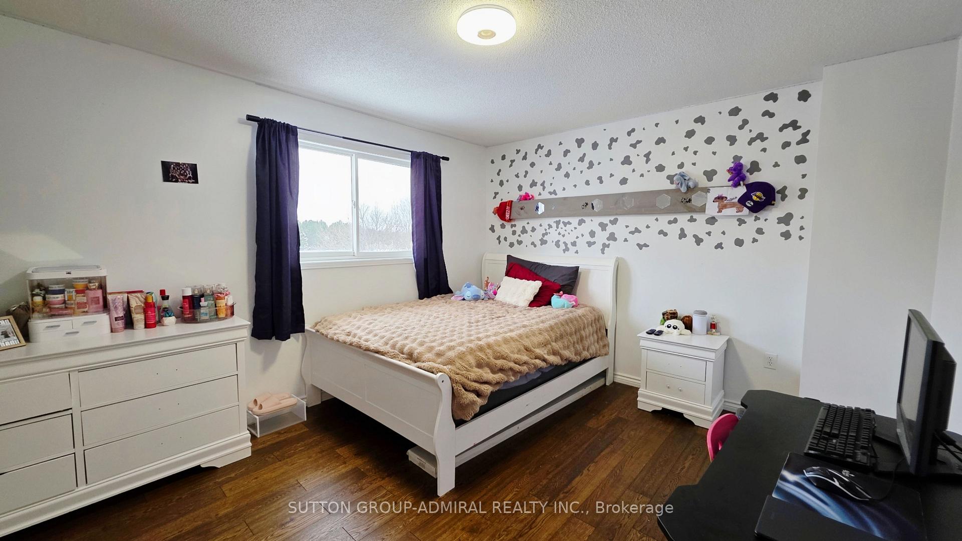 Photo 13 of 96 Golden Meadow Road, Barrie, Innis-Shore — HOMEH