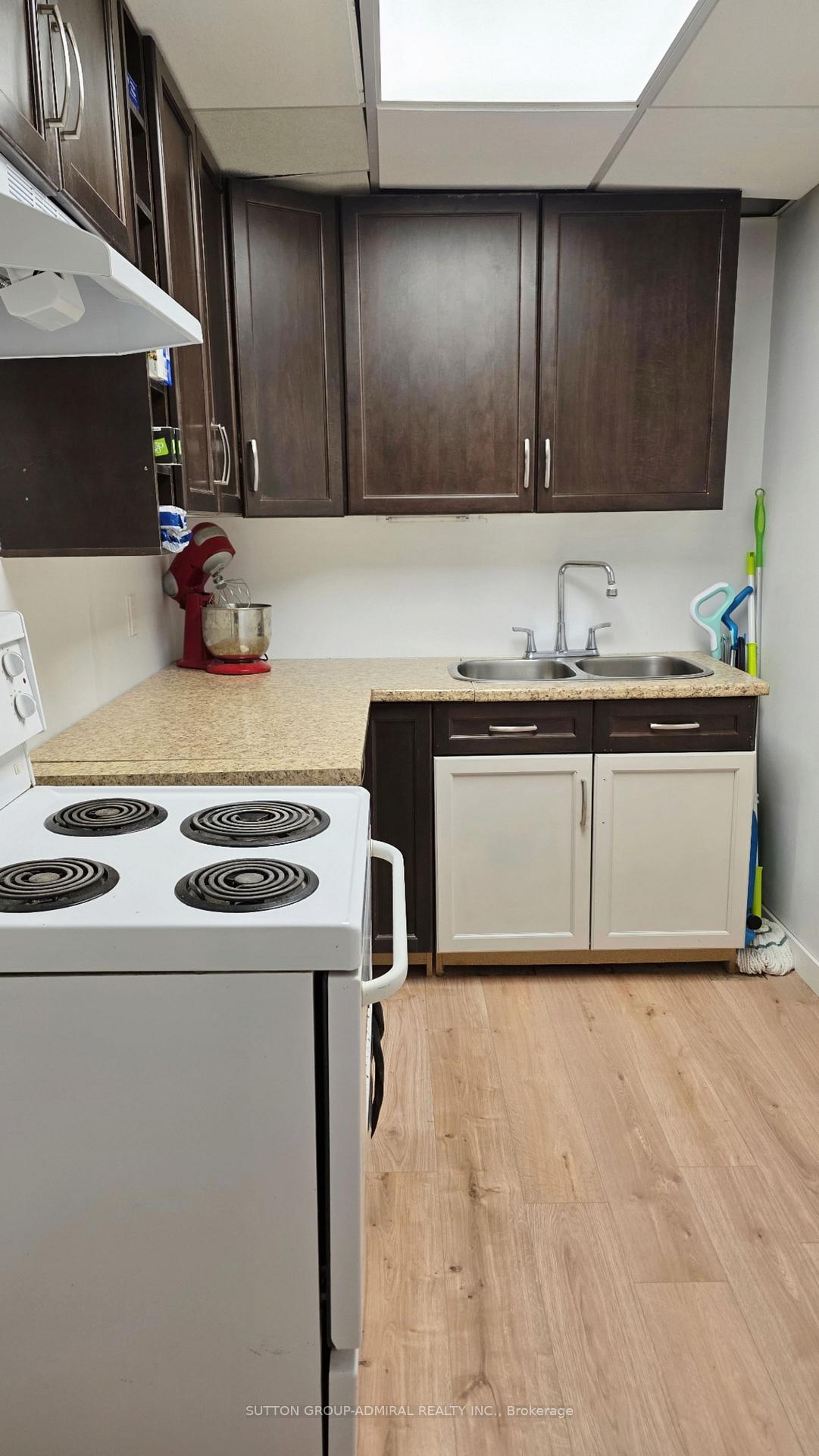 Photo 24 of 96 Golden Meadow Road, Barrie, Innis-Shore — HOMEH