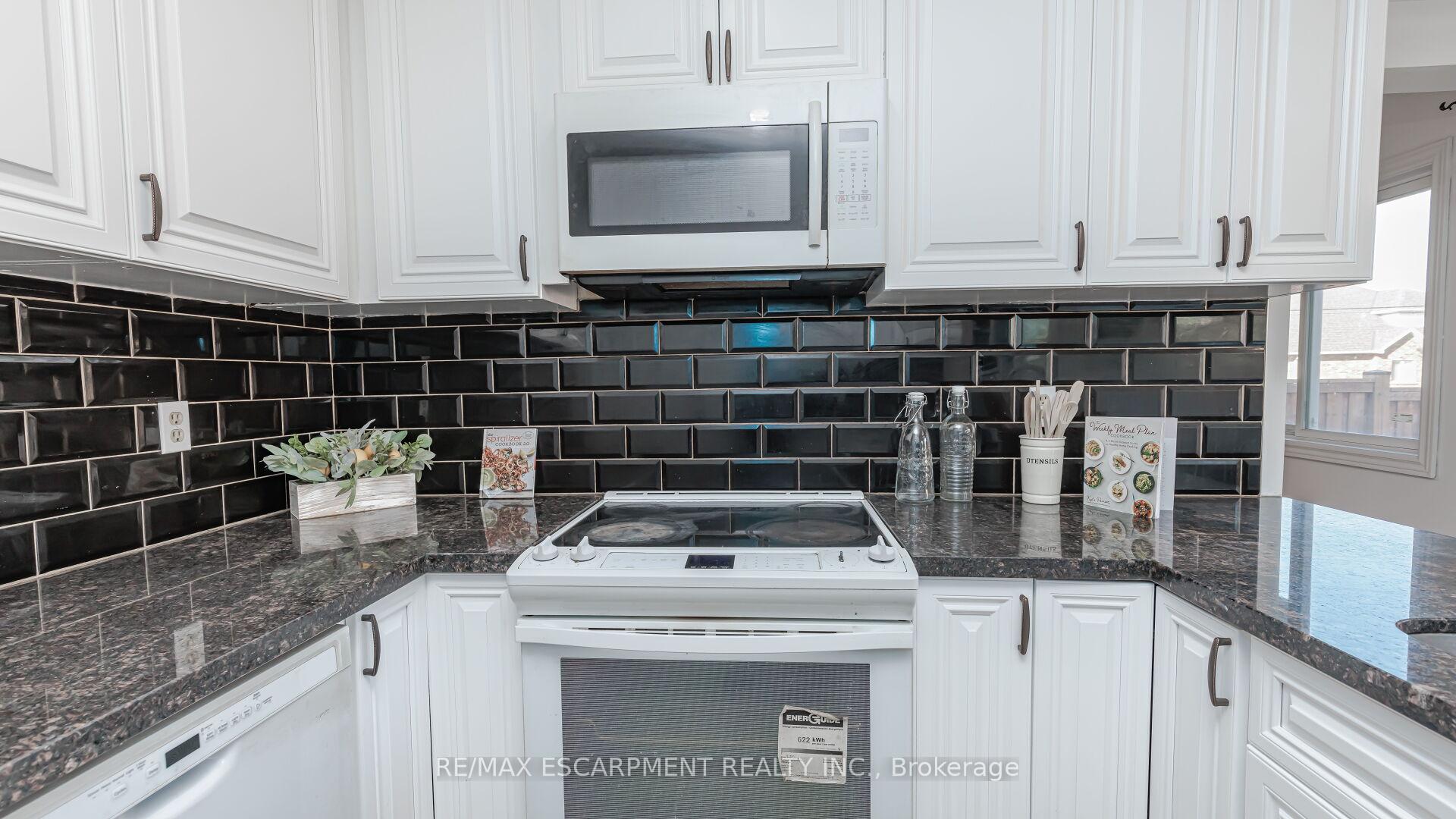 Photo 16 of 3 Mornington Drive, Hamilton, Crerar — HOMEH
