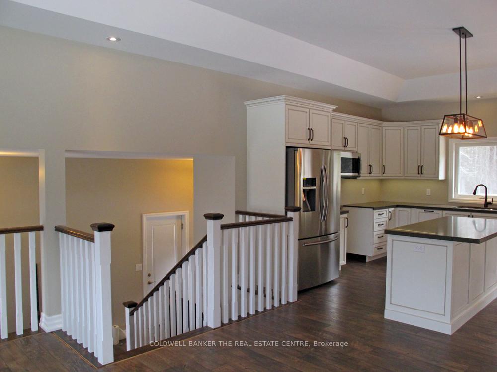 Photo 3 of 52 Lembitu Avenue, Georgina, Pefferlaw — HOMEH
