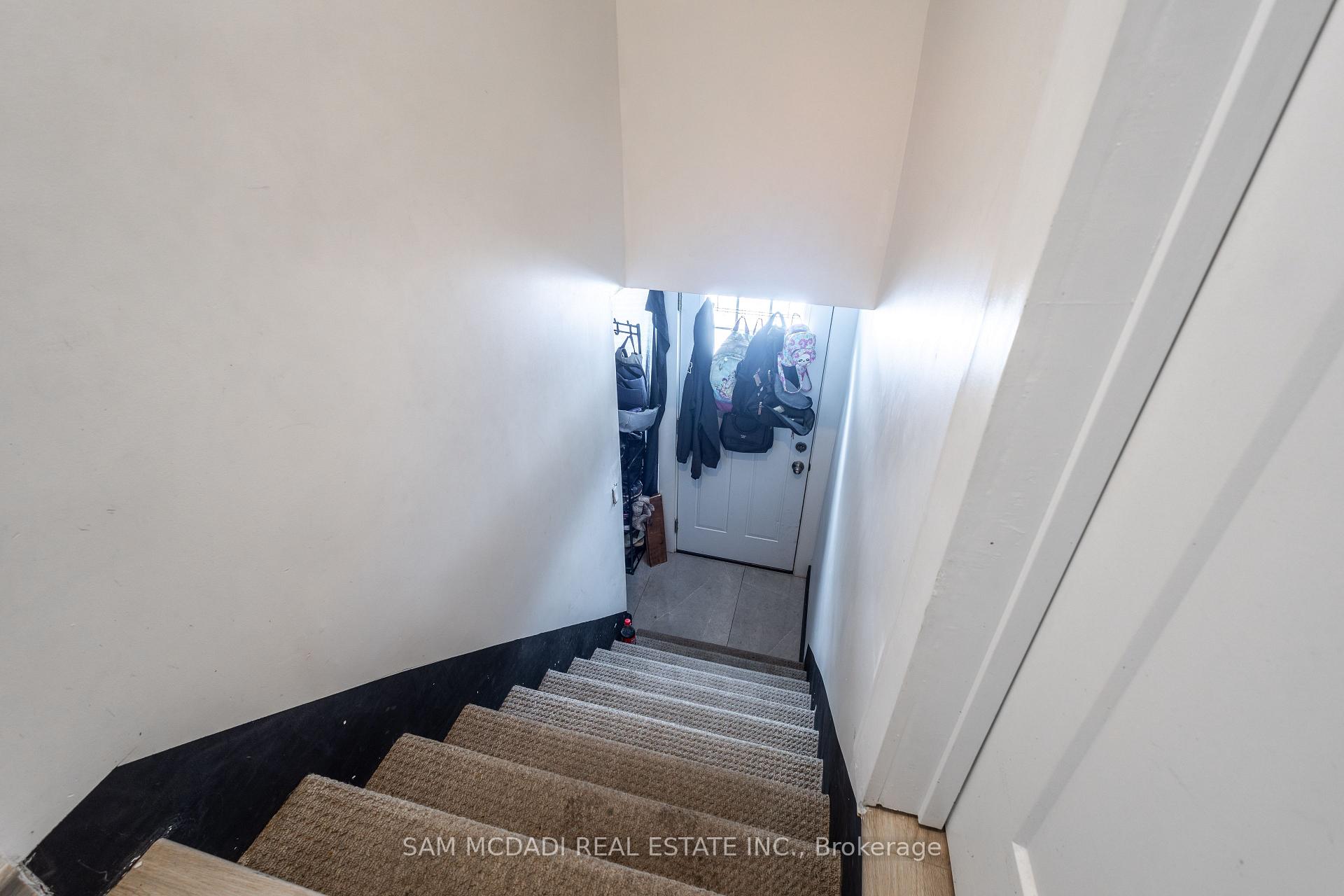 Photo 30 of 100 Green Mountain Road E, Hamilton, Rural Stoney Creek — HOMEH