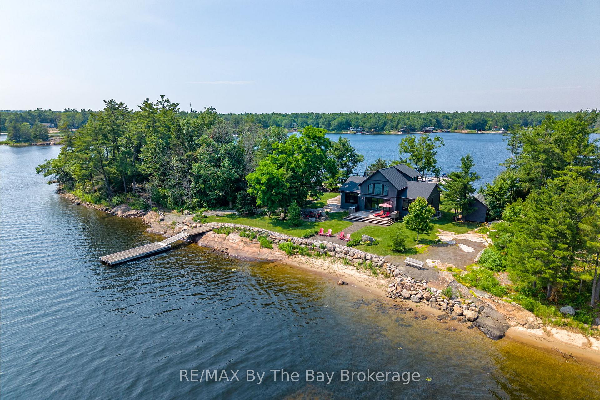 Photo 1 of 4 Island 800, Georgian Bay, Baxter — HOMEH