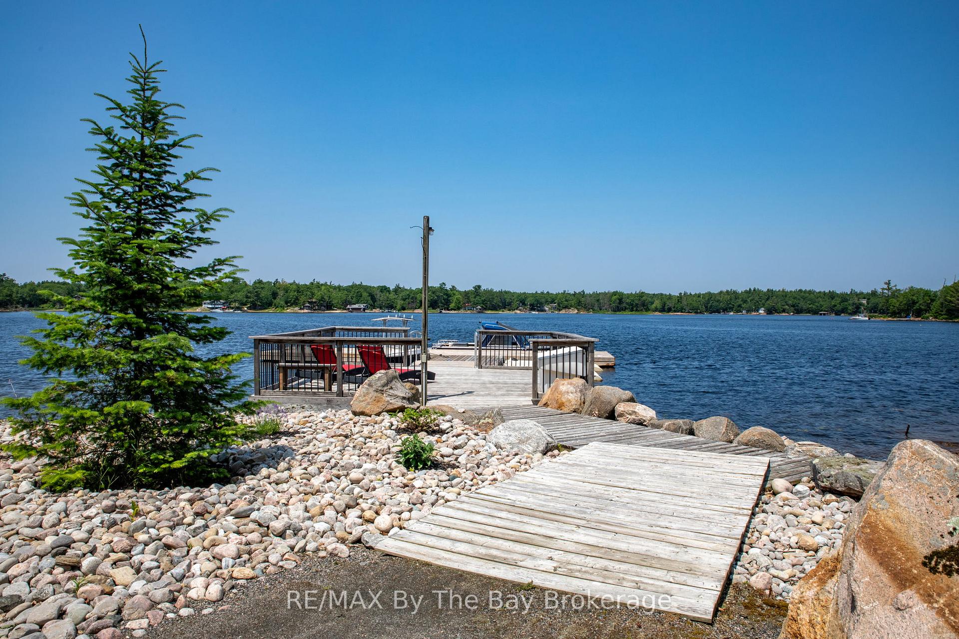 Photo 16 of 4 Island 800, Georgian Bay, Baxter — HOMEH