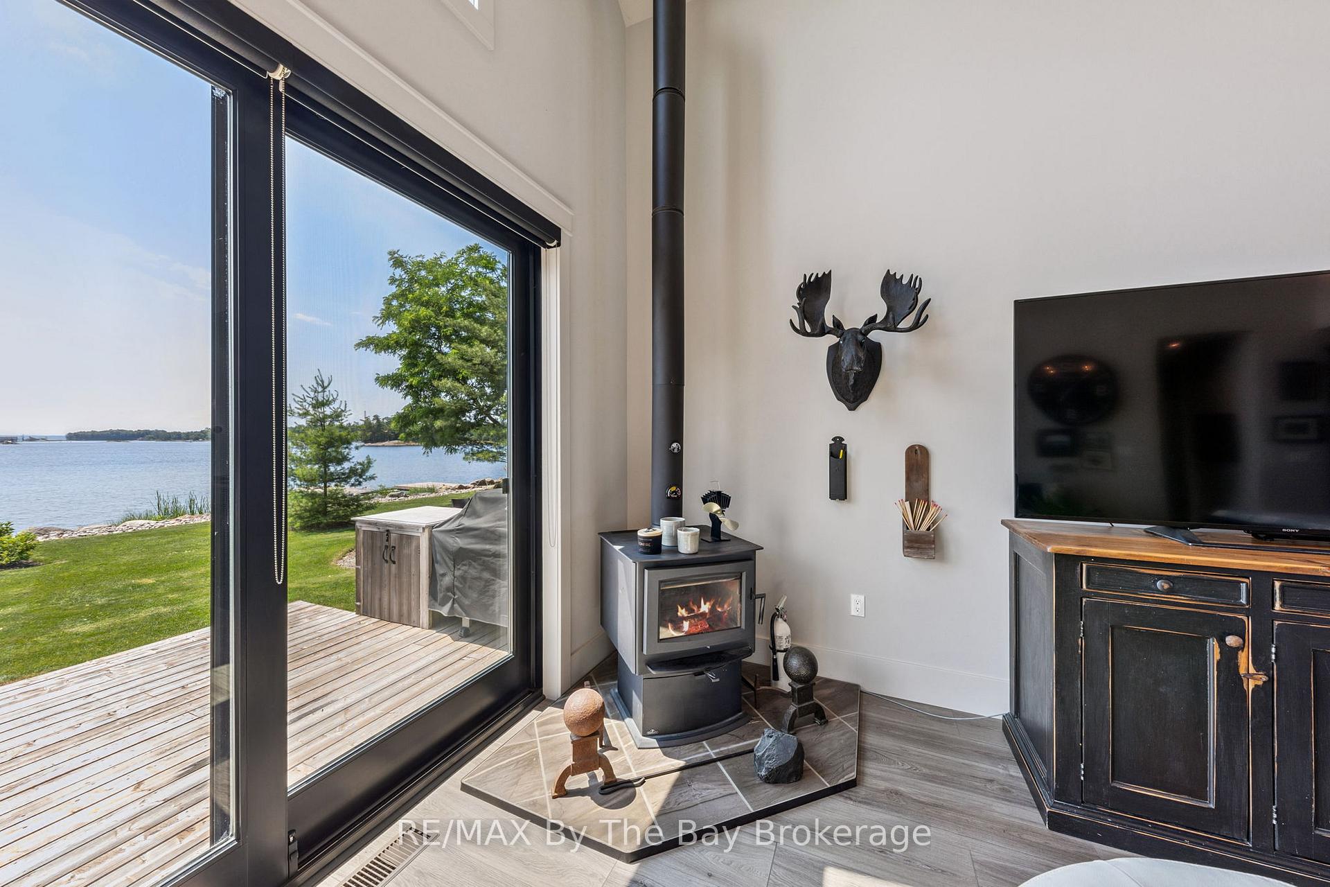 Photo 24 of 4 Island 800, Georgian Bay, Baxter — HOMEH