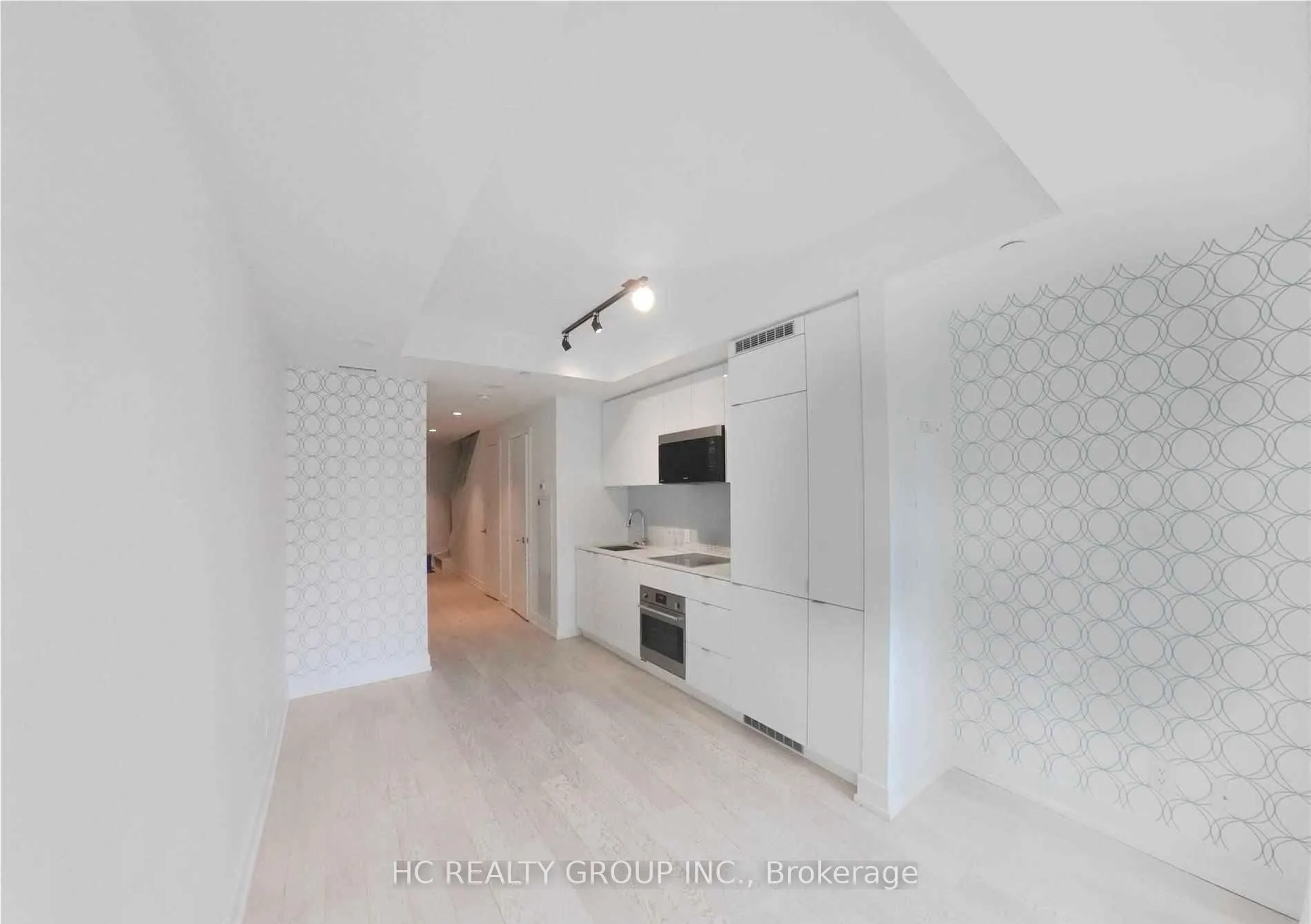 Photo 2 of Unit 502, 7 grenville Street, Toronto, Bay Street Corridor — HOMEH
