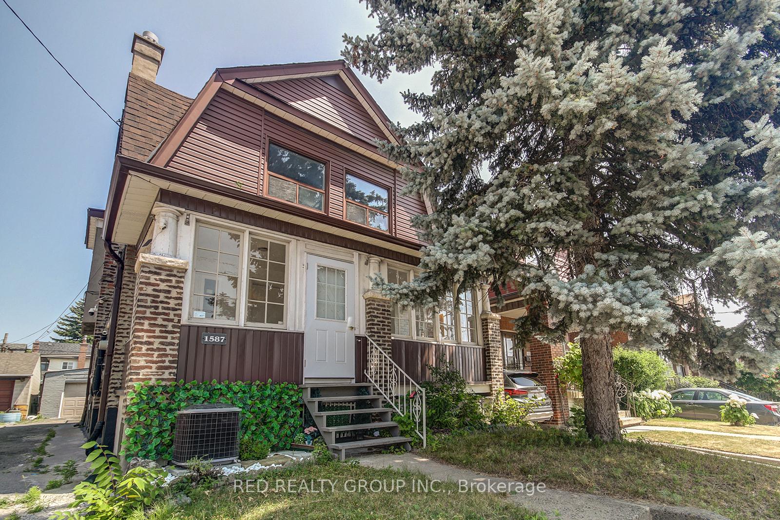 Front of 1587 Dufferin Street