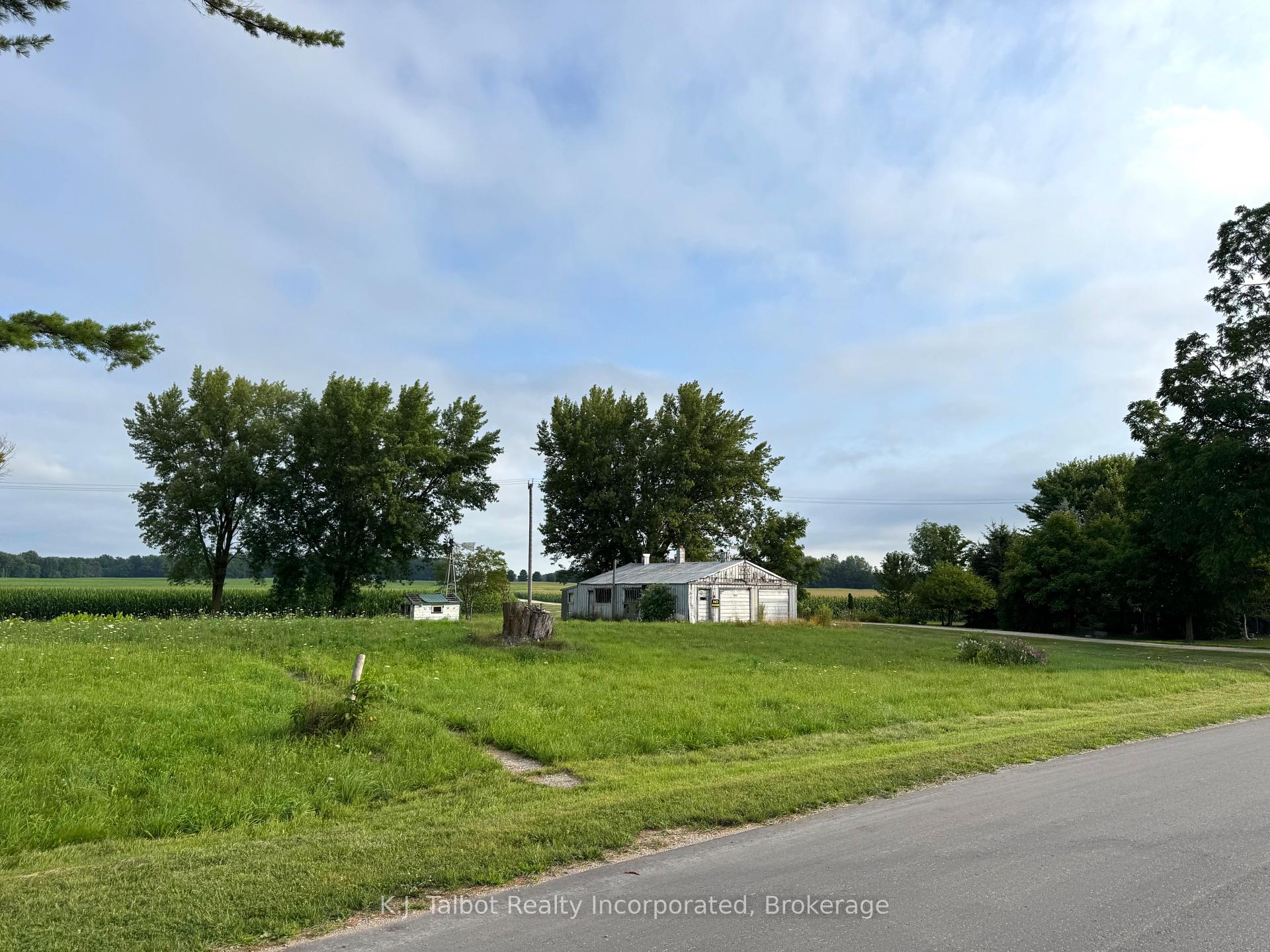 Photo 1 of 742 Josephine Street N, North Huron, Wingham — HOMEH