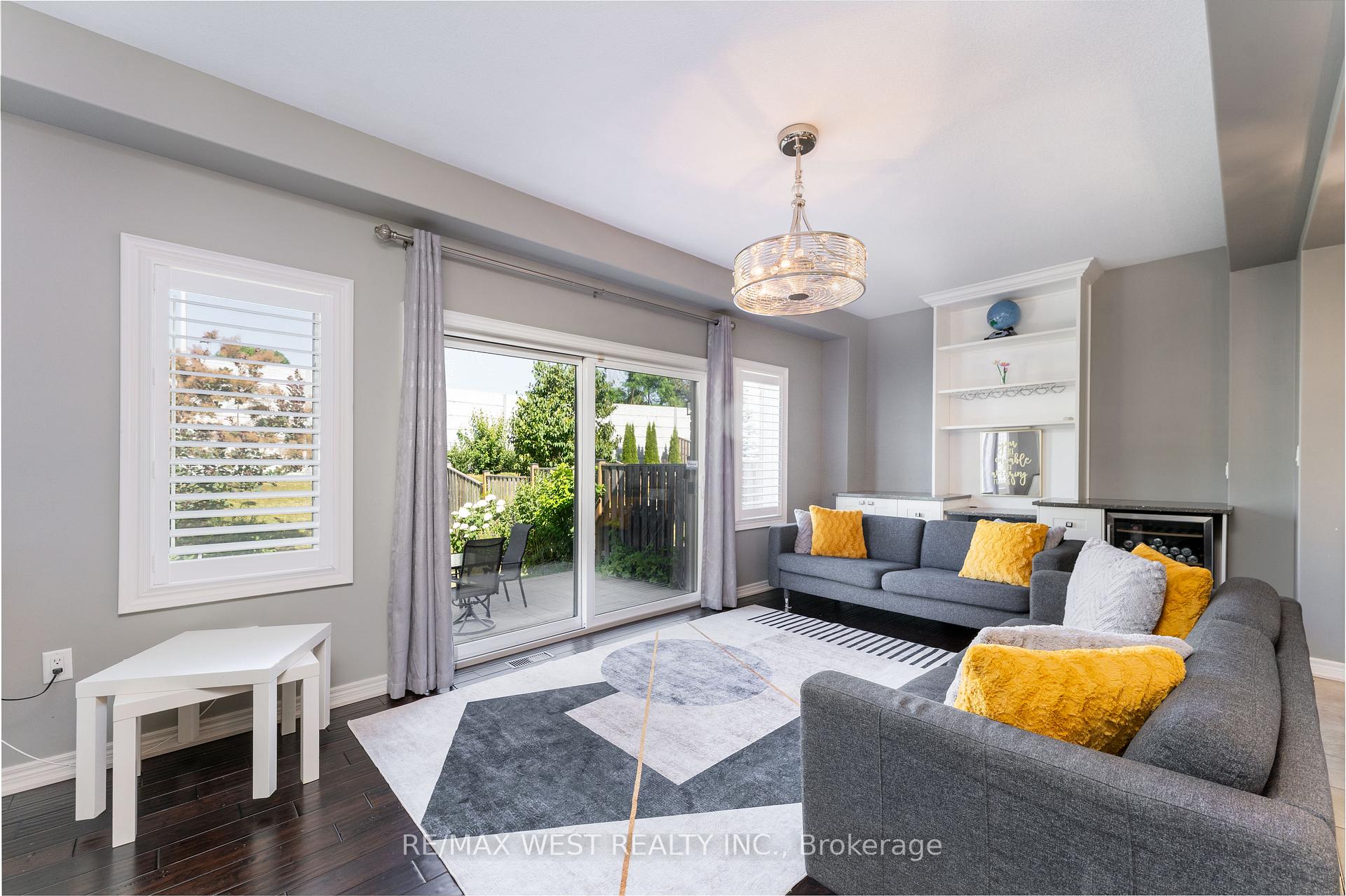 Photo 26 of 71 Sexton Crescent, Hamilton, Ancaster — HOMEH