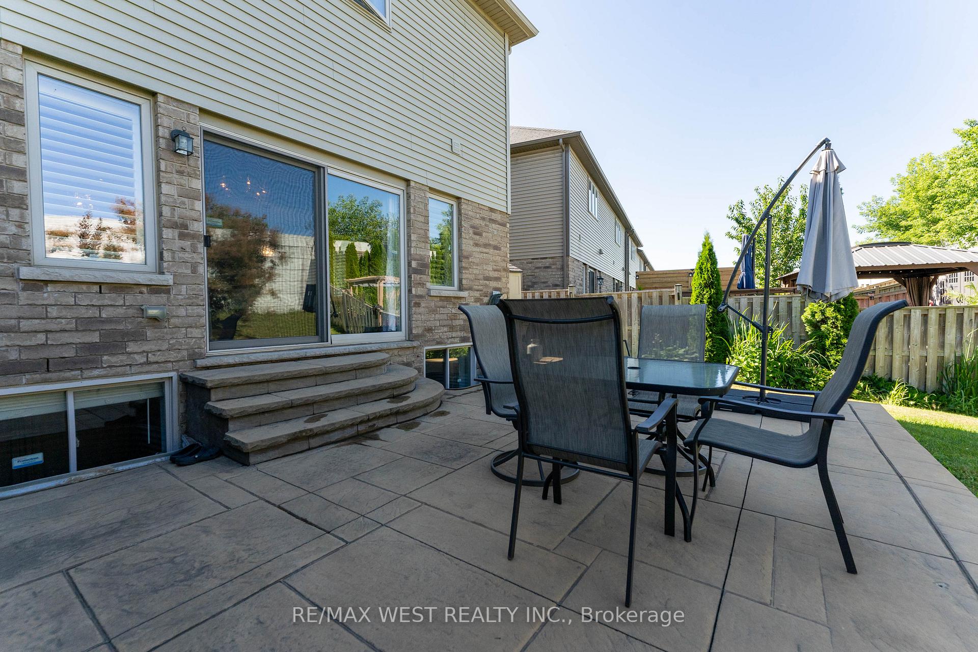 Photo 40 of 71 Sexton Crescent, Hamilton, Ancaster — HOMEH