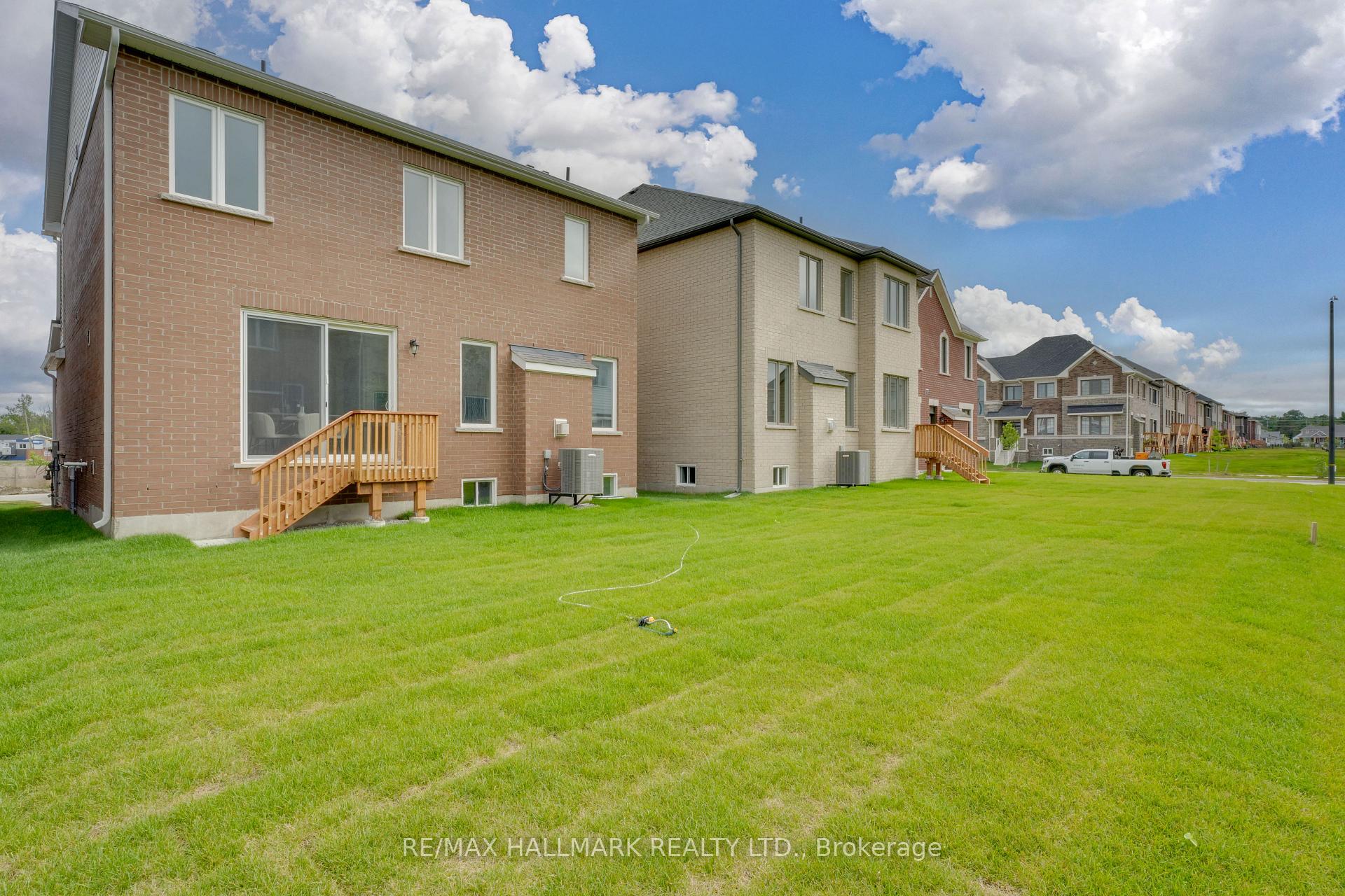 Photo 40 of 630 Newlove Street, Innisfil, Rural Innisfil — HOMEH
