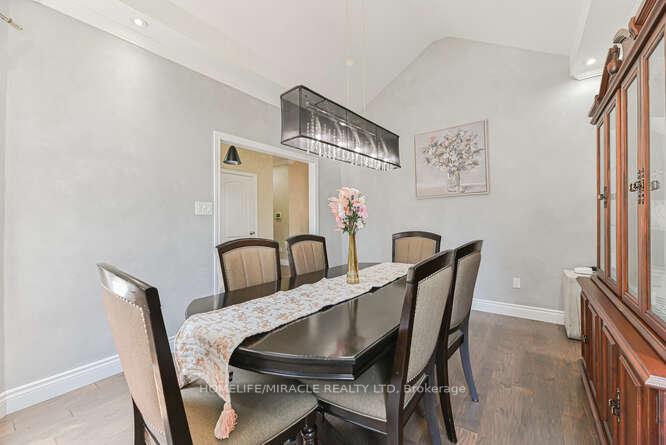 Photo 4 of 240 Kitty Murray Lane, Hamilton, Meadowlands — HOMEH