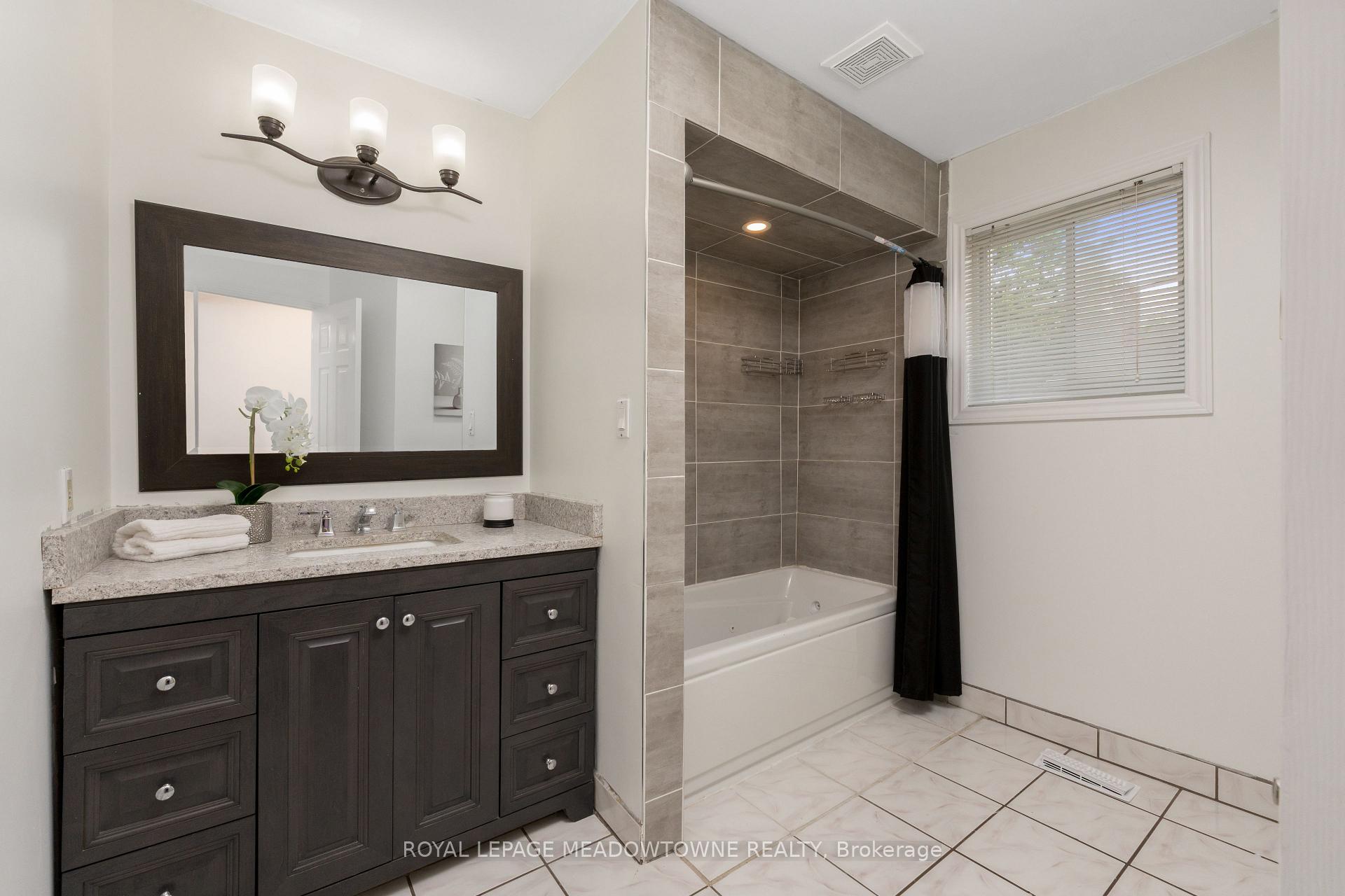Photo 17 of 112 Elizabeth Street, Guelph, St. Patrick's Ward — HOMEH