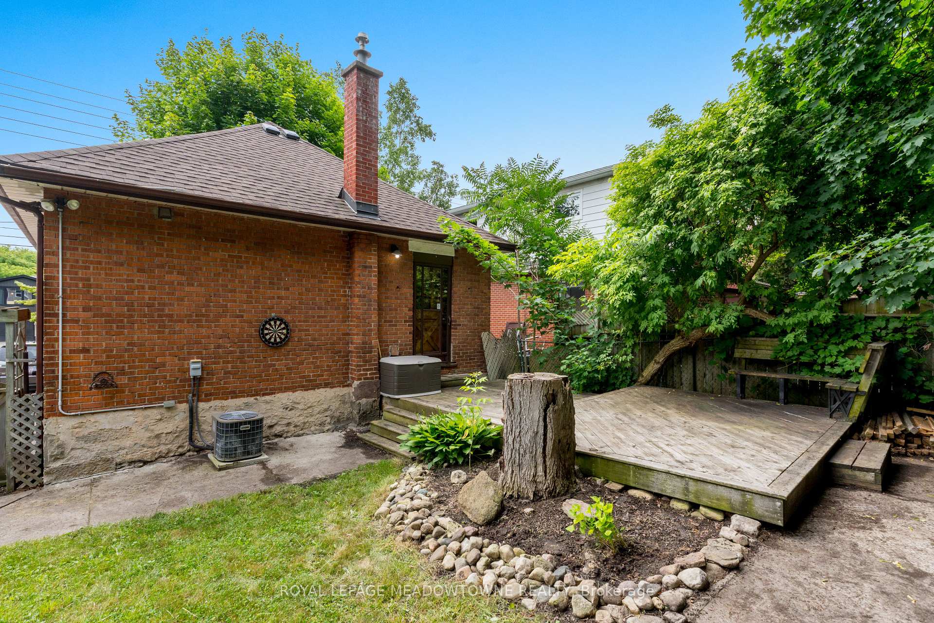 Photo 30 of 112 Elizabeth Street, Guelph, St. Patrick's Ward — HOMEH