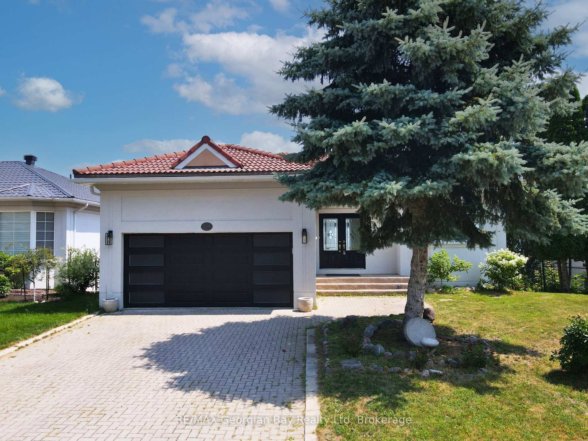 Photo 1 of 369 Aberdeen Boulevard, Midland — HOMEH